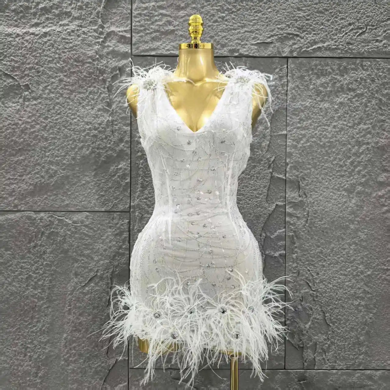 White Color Women Sleeveless Sexy V-Neck Bodycon Mini Dress Feathers Celebrate Birthday Party Cocktail Outfit Wholesale