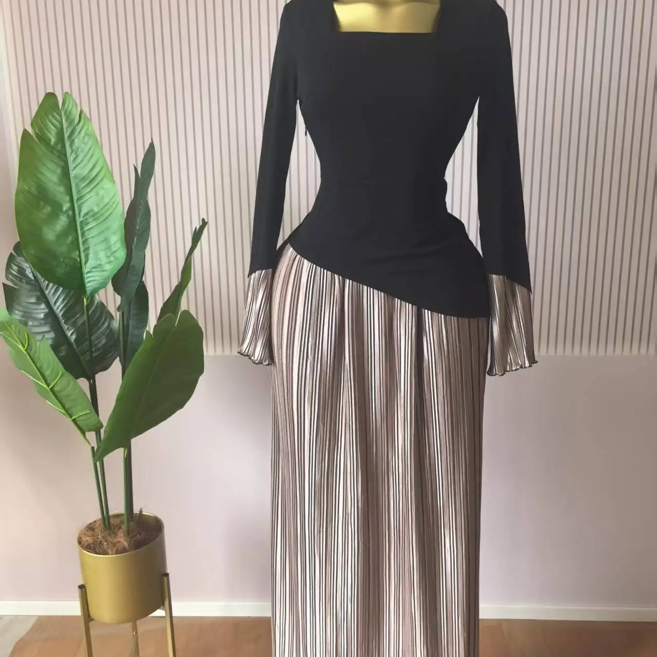 CM.YAYA Women Patchwork Flare Long Sleeve U-collar Pleated Big Swing Maxi Long Dress 2025 Birthday Sexy Club Party Even Dresses