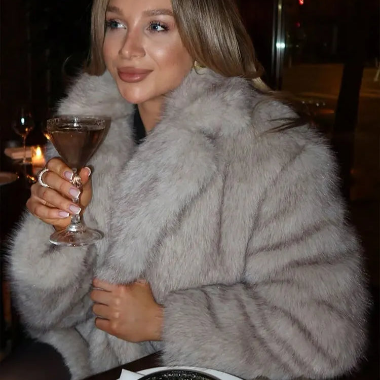 HH Women Fashion Lapel Faux Fur Jackets Elegant Solid Long Sleeves Oversized Coats 2025 Female Winter Fuzzy Warm Outerwear