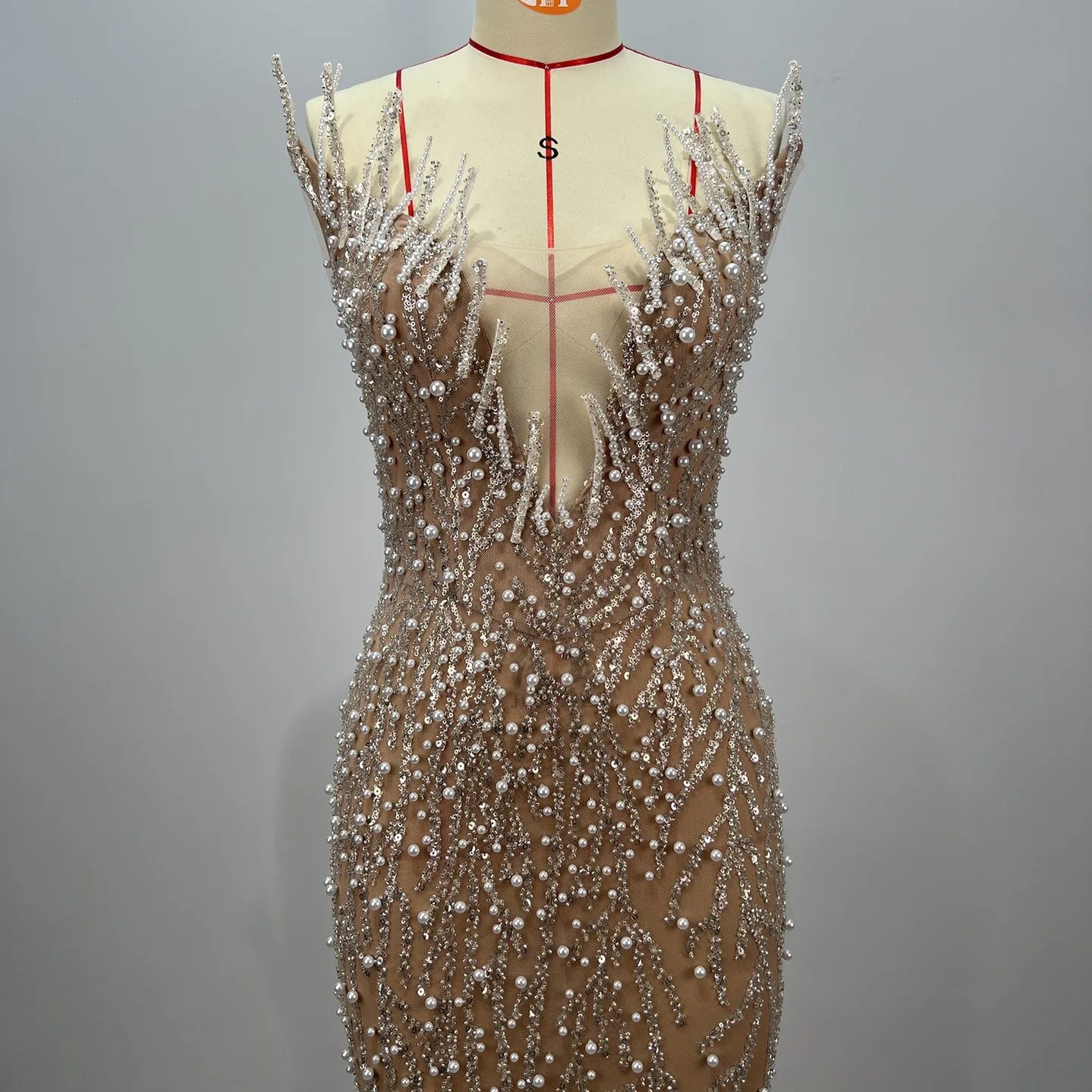 Haute couture Wedding Party dress Sequin embroidery Pearl Beading Sexy V－Neck Strapless Dress Celebrity Birthday Party Outfit