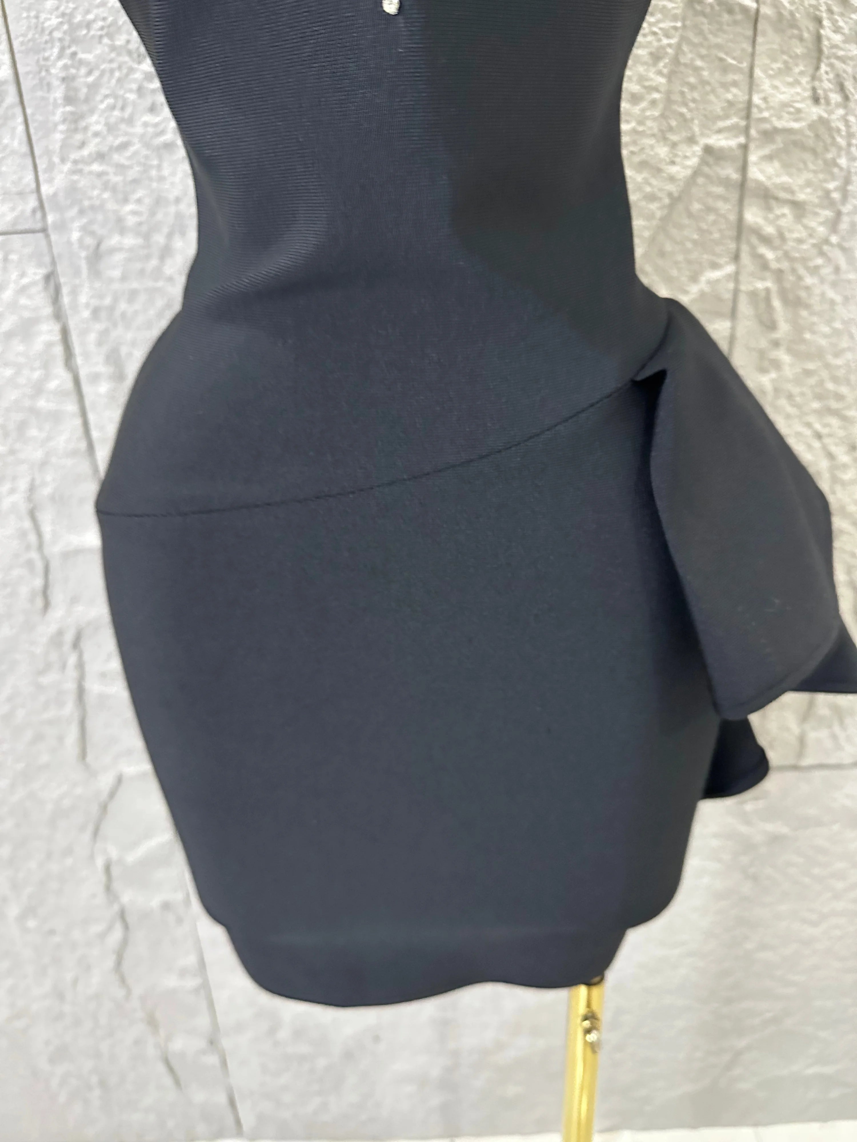 Elegant Black Red Off-Shoulder Mini Dress Women Sexy Crystal Embellished Ruffle Waist Bodycon Outfit Formal Event Party Costume