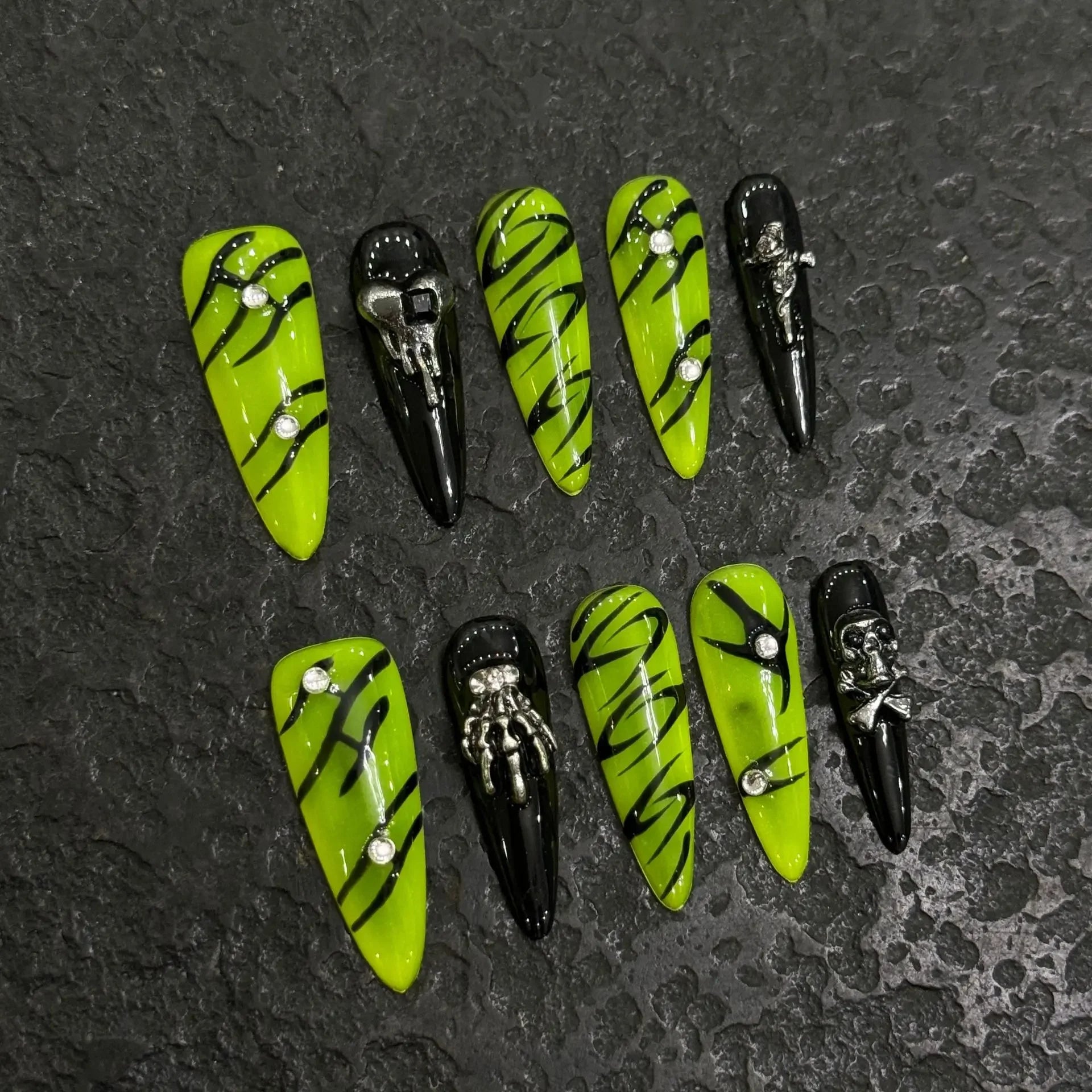 10pcs Purple Cat Eye Stiletto Press On Nails Relief Retro False Nails Sweet Cool Detachable Full Cover Fake Nails Nail Tips Art 5 Size M