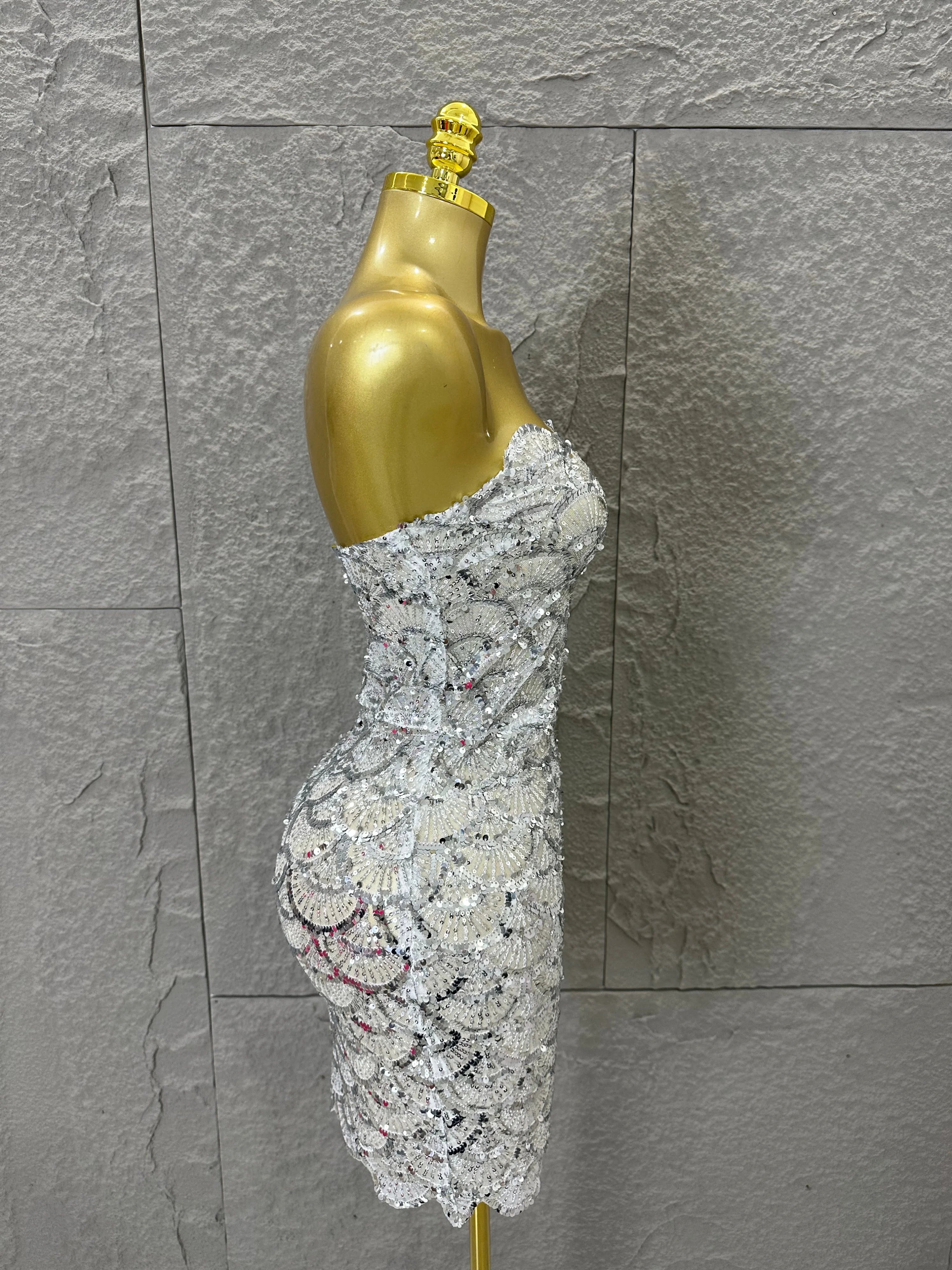 Elegant Silver Champagne Gold Strapless Mini Dress Women Sexy Sequin Form-Fitting Evening Party Nightclub Cocktail Party Costume
