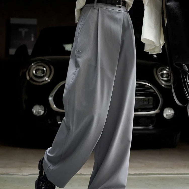 [LANMREM] Minimalism Irregular Pleated Pants Women Solid Straight Wide Leg Pants Korean Style Clothing Spring New 26D2368