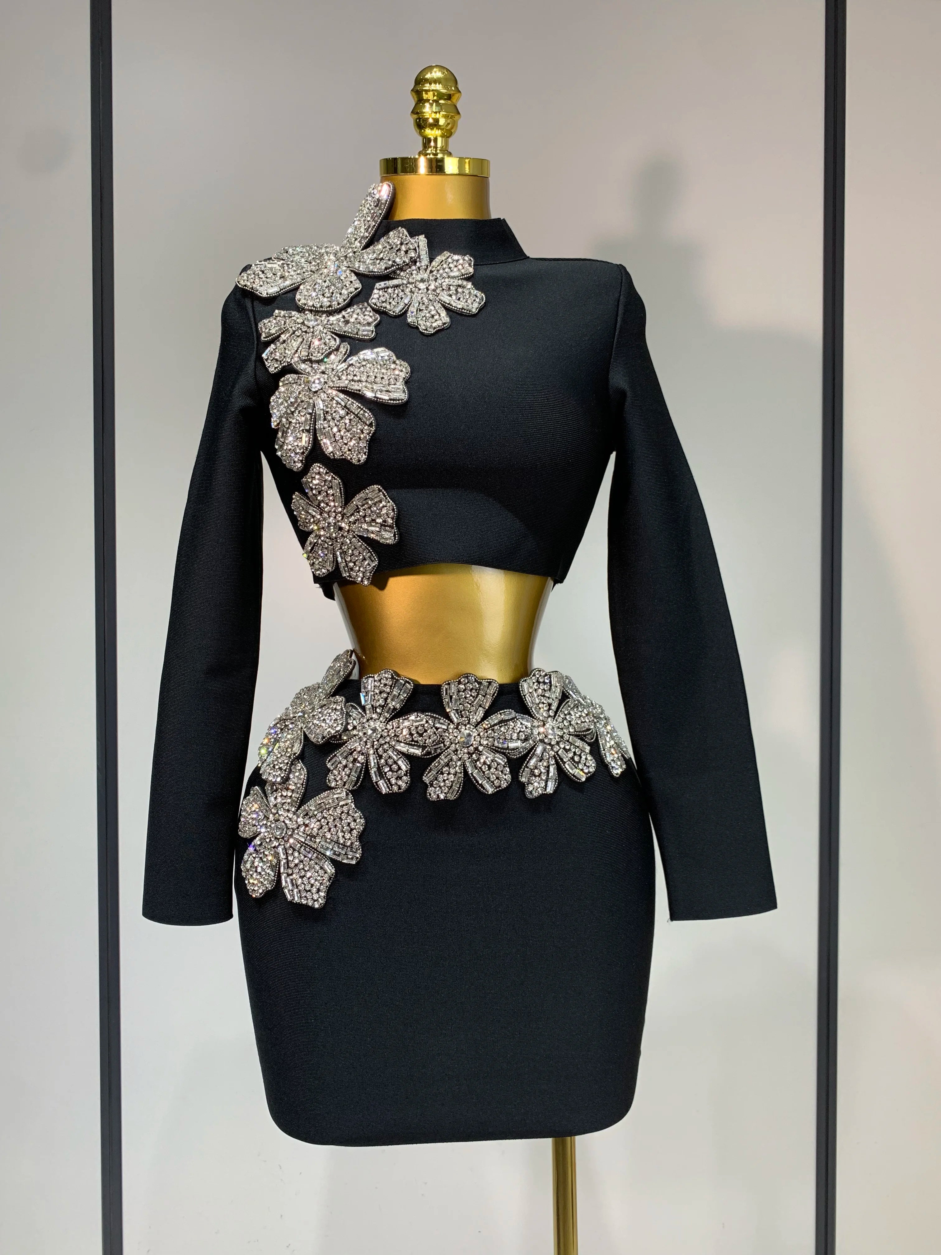 Women Long Sleeves Bandage Two Piece Sets Turtleneck Shiny Diamonds Flower Top Bodycon Mini Skirts Suits Evening Club Party Set black