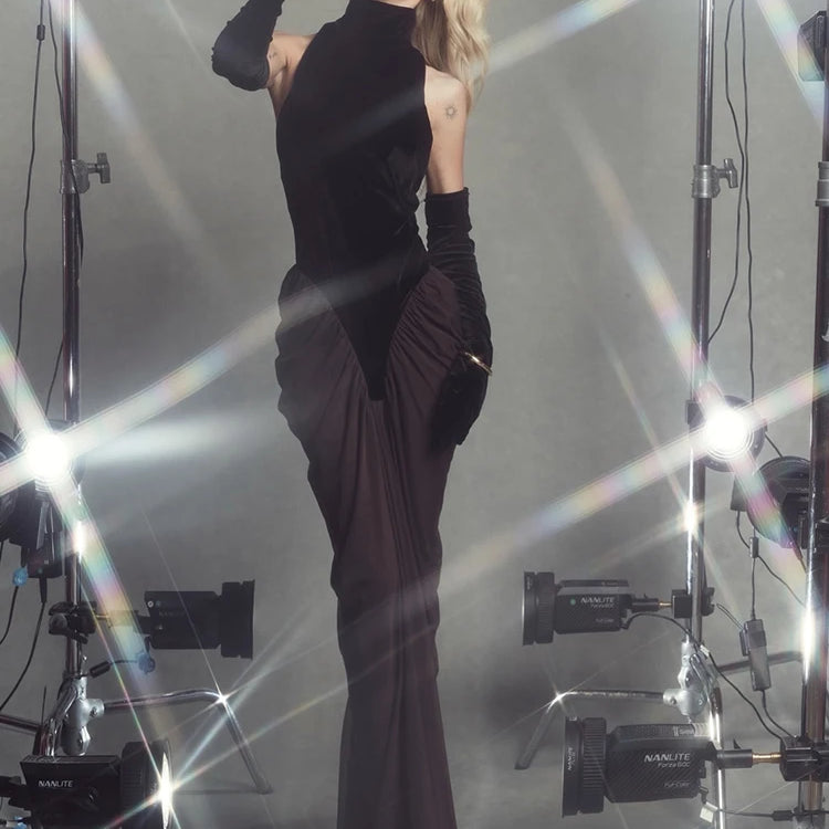Glamorous Black and Brown Halter Gown with Velvet and Chiffon Combination for Luxury Galas Evening Gown