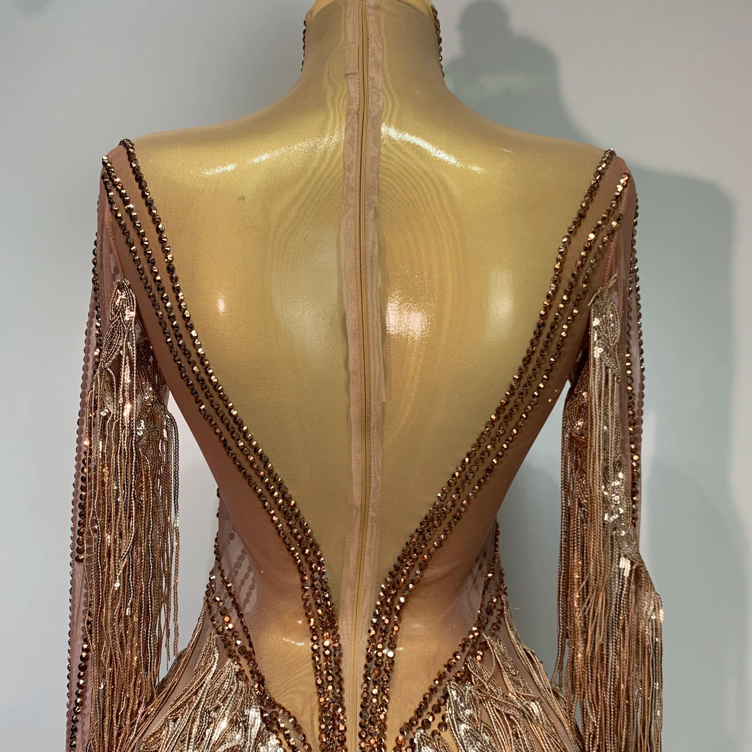 Women Sexy Long Sleeve Tassel Diamond Dress Luxury Birthday Evening Party Costume Nightclub Celebrity Stage Performance Outfit
