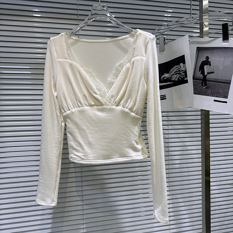 Winter New Elegant Fashion V-neck Lace Trim Design Long Sleeve Base Shirt For Women Slim Fit Tops Female 11A07606 Creamy-white