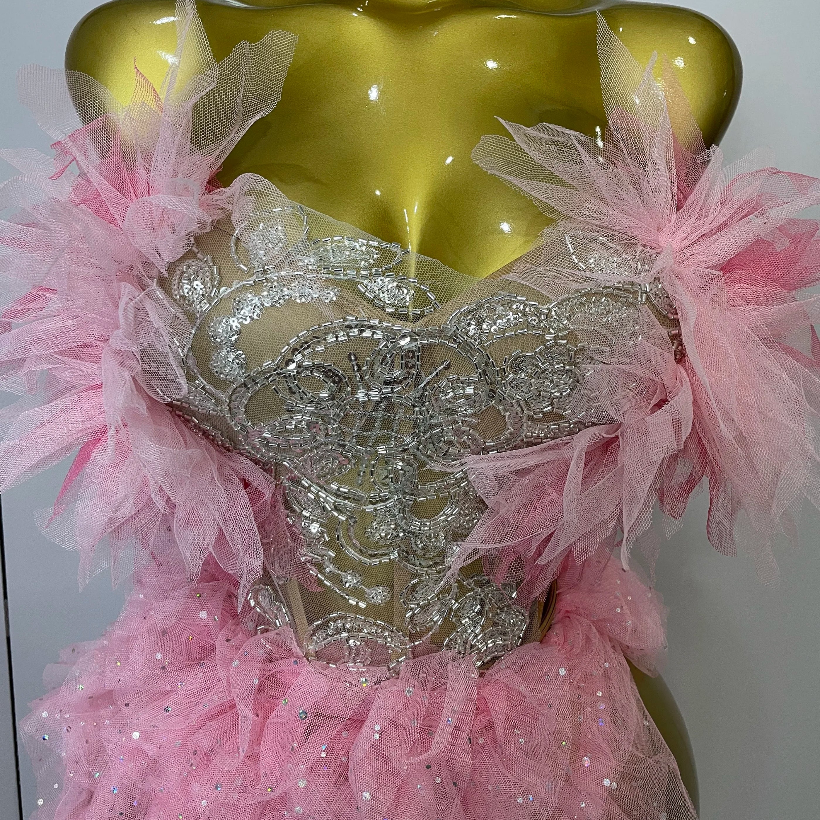 2025 Women Pink Ruffles Sexy Strapless Mini Tops 2 PCS Set Dress Nightclub Bar Birthday Party Evening Stage Performance Costume