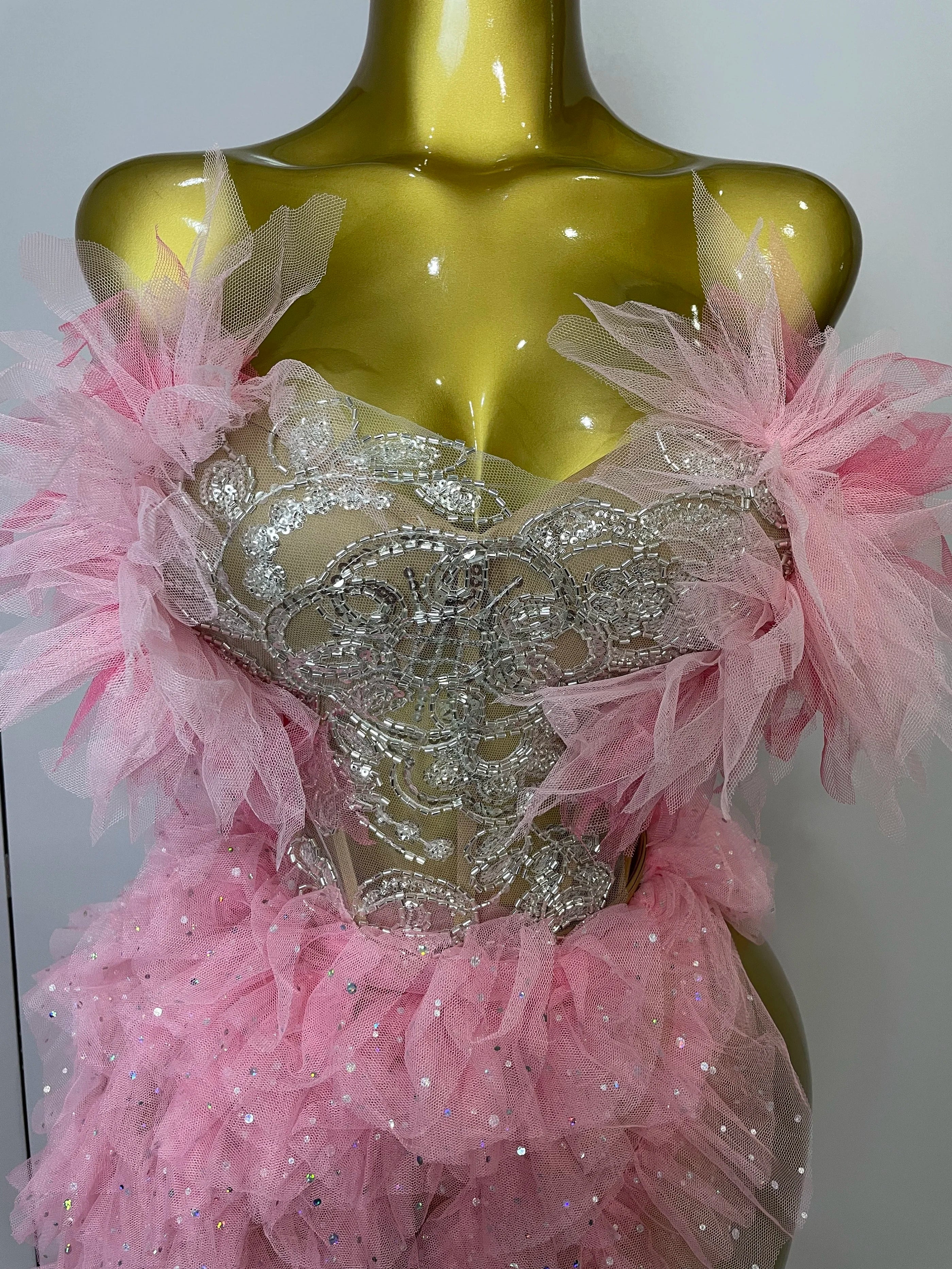 2025 Women Pink Ruffles Sexy Strapless Mini Tops 2 PCS Set Dress Nightclub Bar Birthday Party Evening Stage Performance Costume