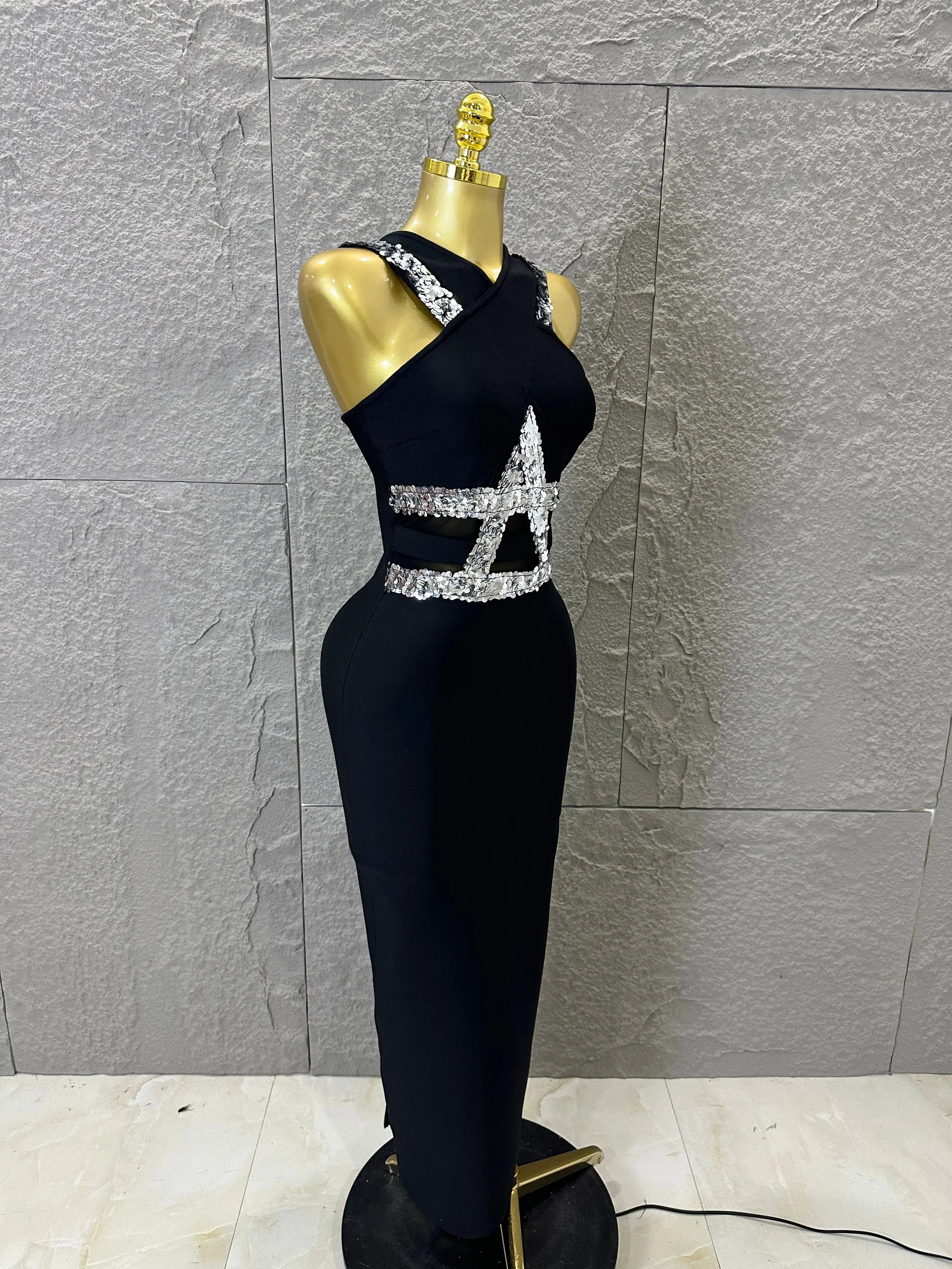 Elegant Black Halter Neck Maxi Dress Women Sexy Crisscross Crystal Embellished Sheer Mesh Cutout Waist Form-Fitting Outfit