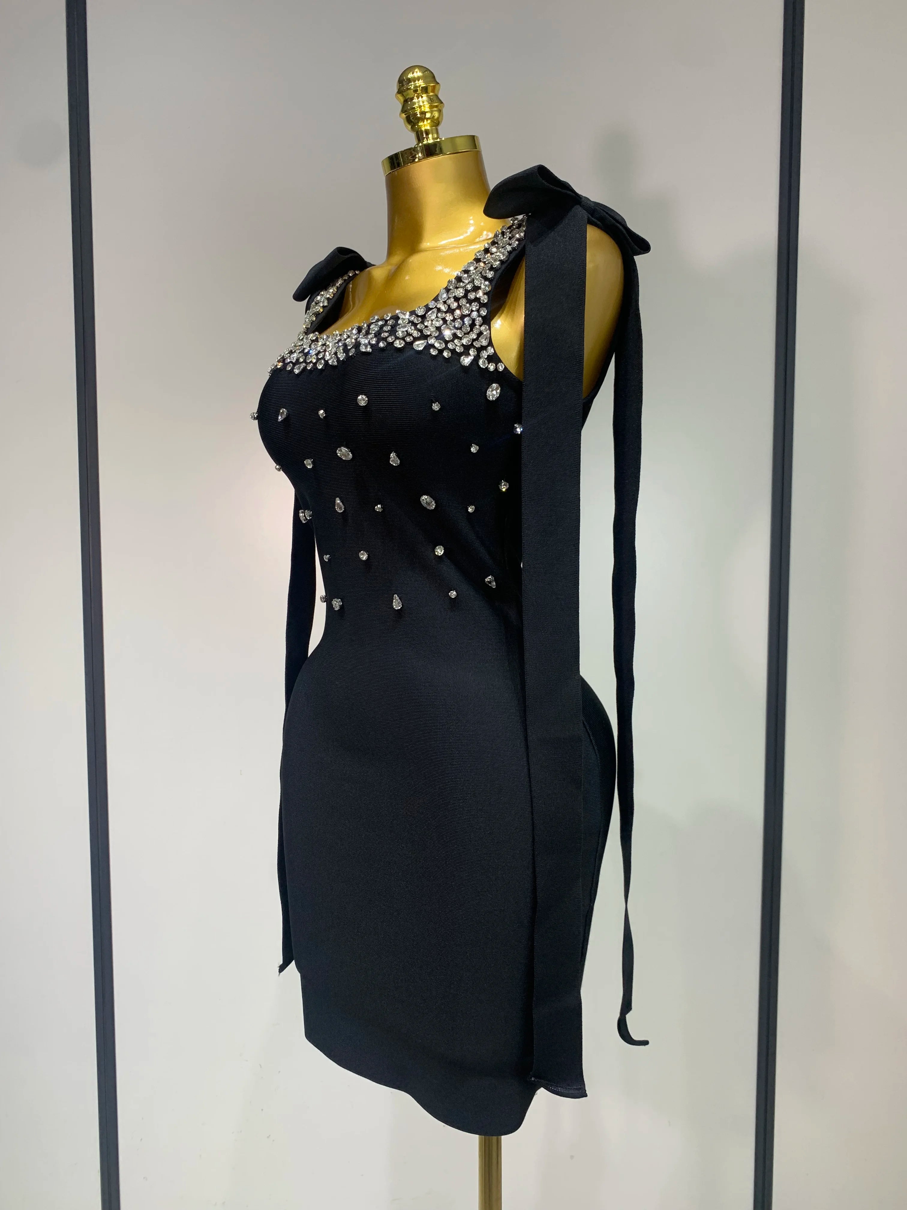 Women Celebrity Sexy Sparly Diamonds Black Mini Bodycon Bandage Dress 2025 Elegant Evening Party Luxury Birthday Dresses