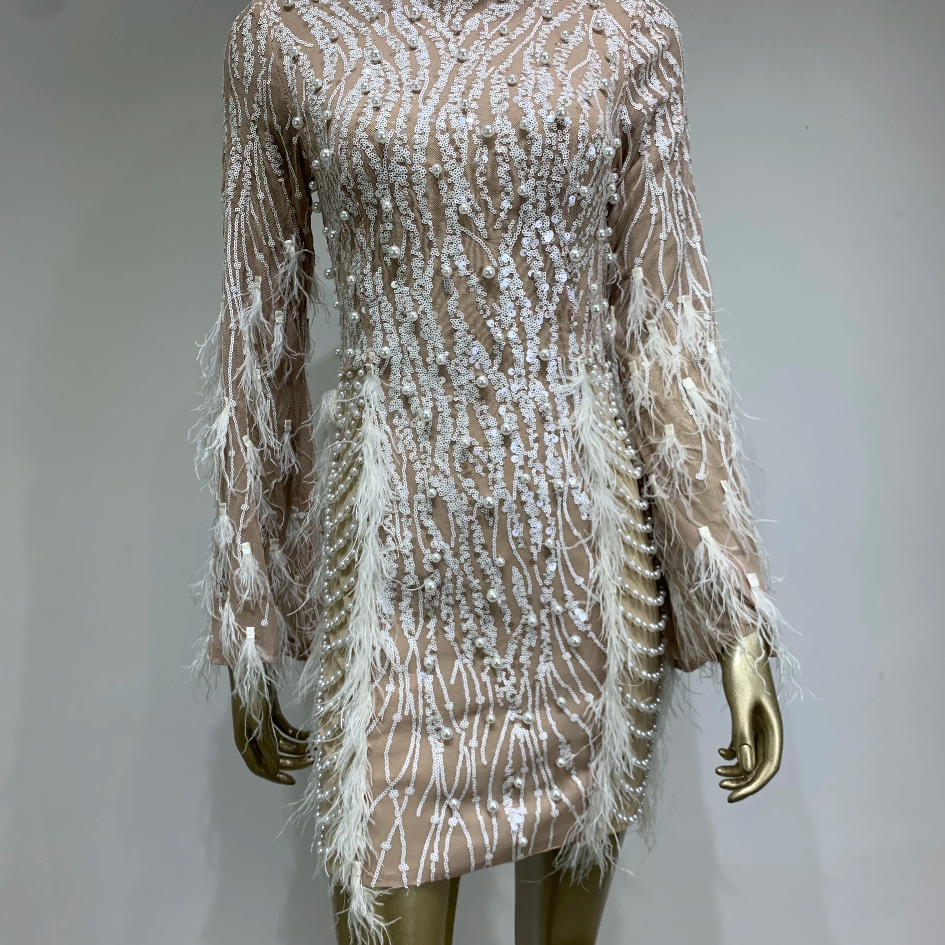 New Women Celebrity Sexy Long Sleeve Feather White Mini Pearl Bodycon Gowns Dress 2024 Elegant Evening Party Club Dress