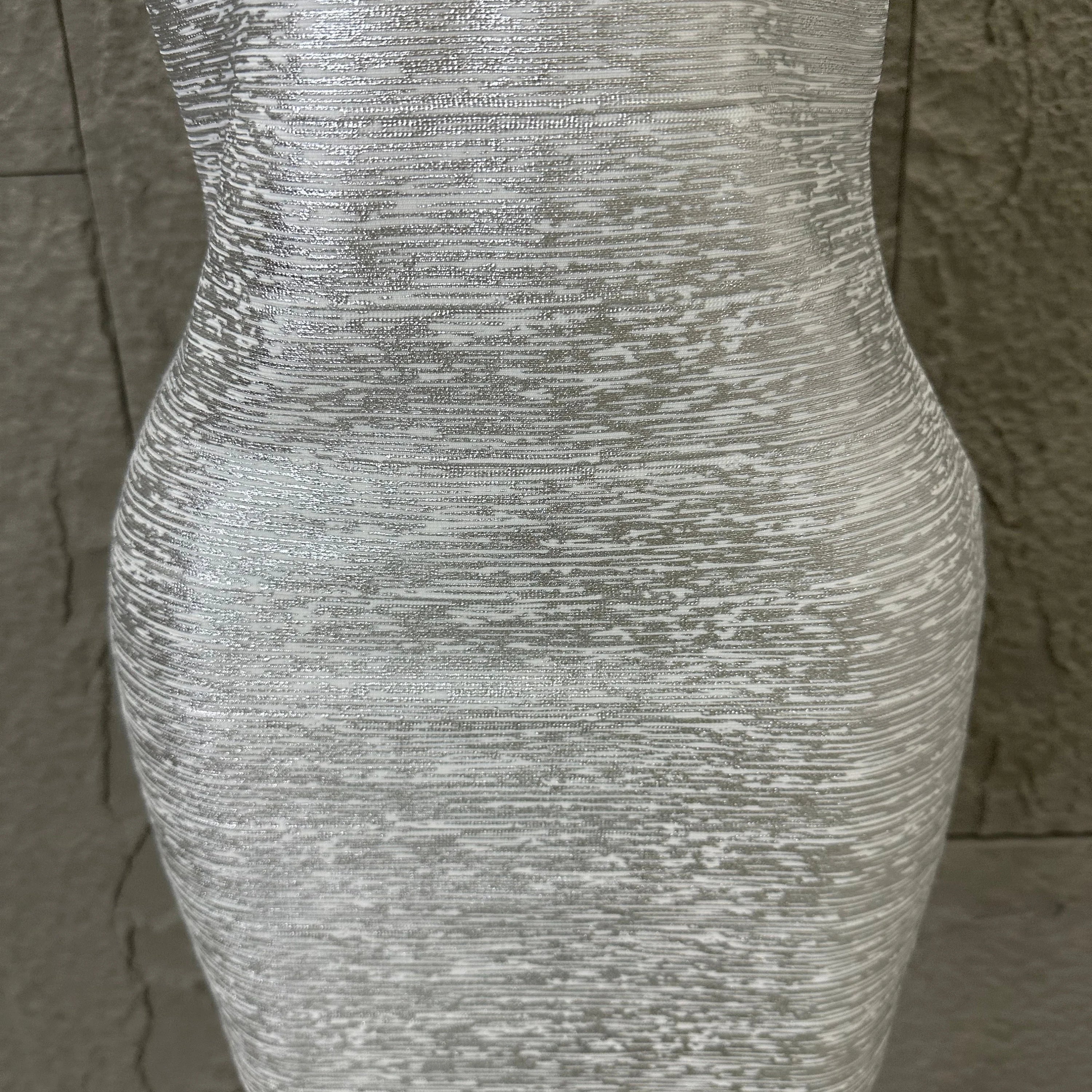 Women Sexy Elegant 2026 Silver Gold Metallic Bandage Mini Dress Women Sleeveless Bodycon Formal Event Cocktail Party Costume