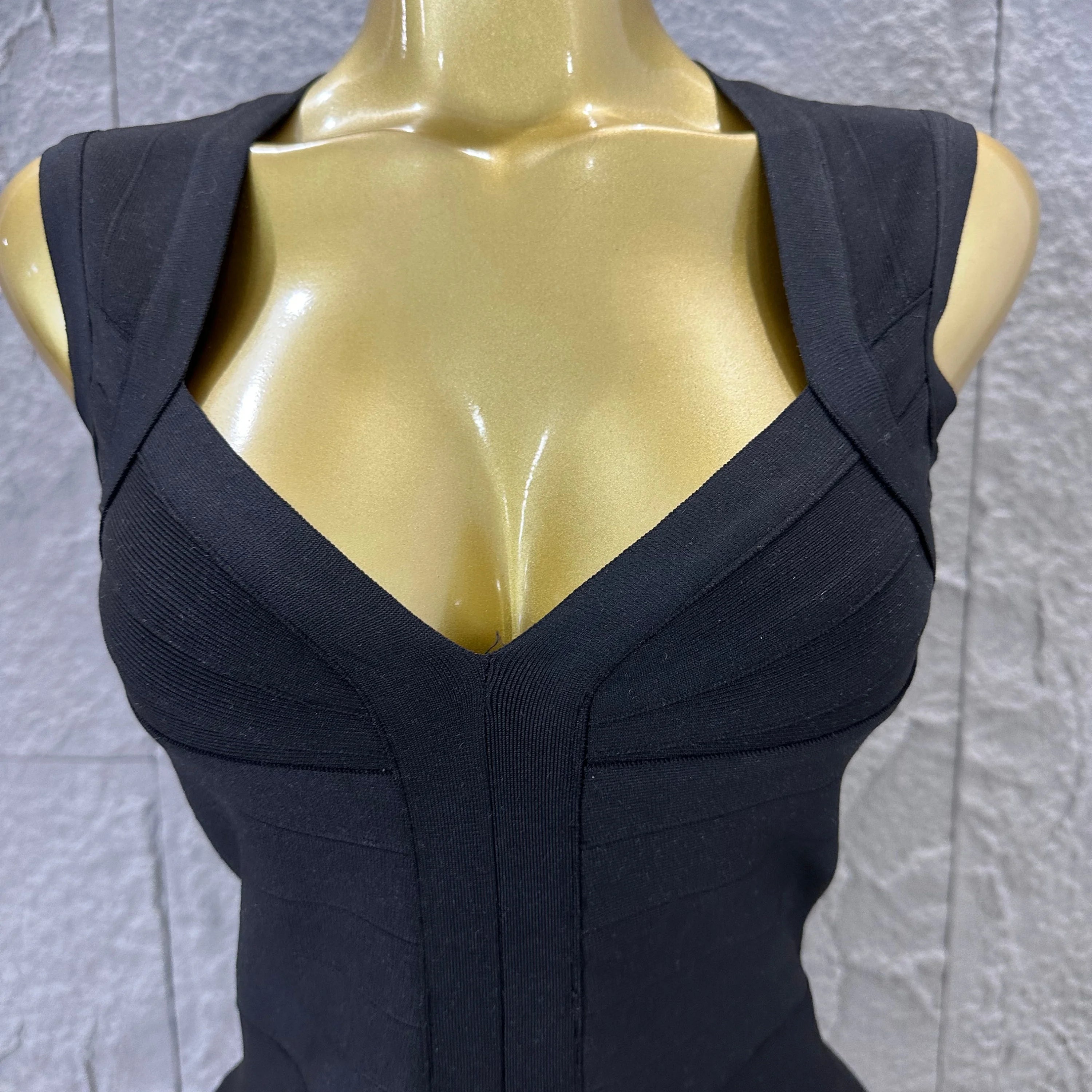 2026 Women Elegant Black Sleeveless Mini Dress Women Sexy Deep V Neck Bandage Form-Fitting Outfit Cocktail Party Costume