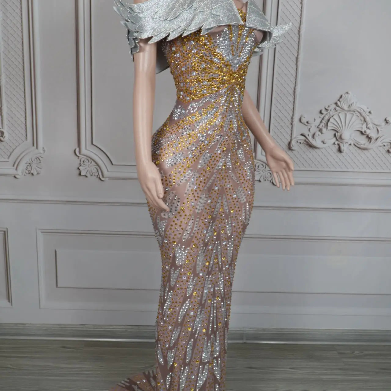 Luxury Sparkly Crystals Angel Gown Sexy Women Celebrate Party Dress High-end Wings Strapless Evening Dress Photo Shoot Wear Yuyi