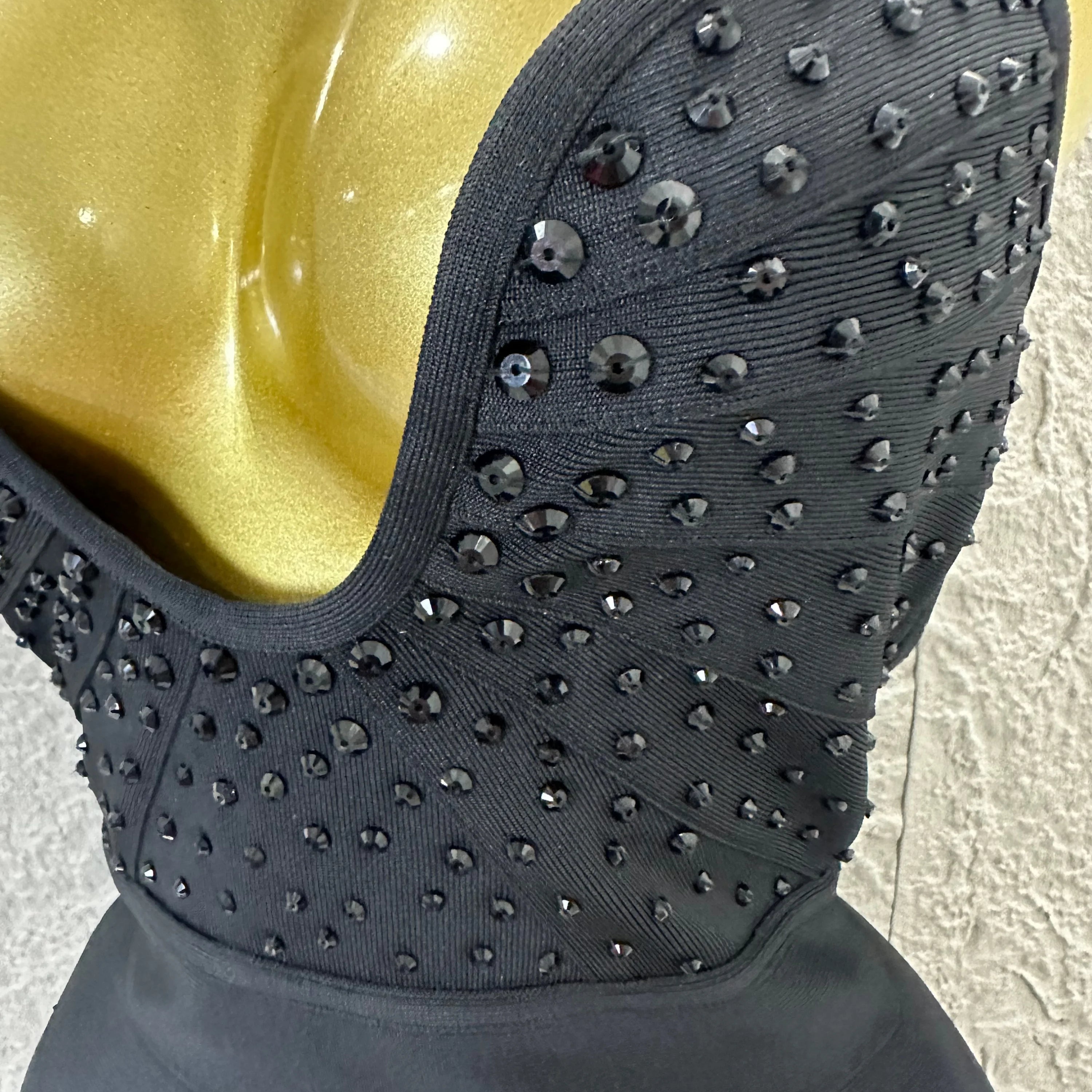 Elegant Black Plunge Halter Neck Dress Sparkle Beaded Top Fitted Mermaid Floor Length Evening Banquet Formal Dinner Event Outfit