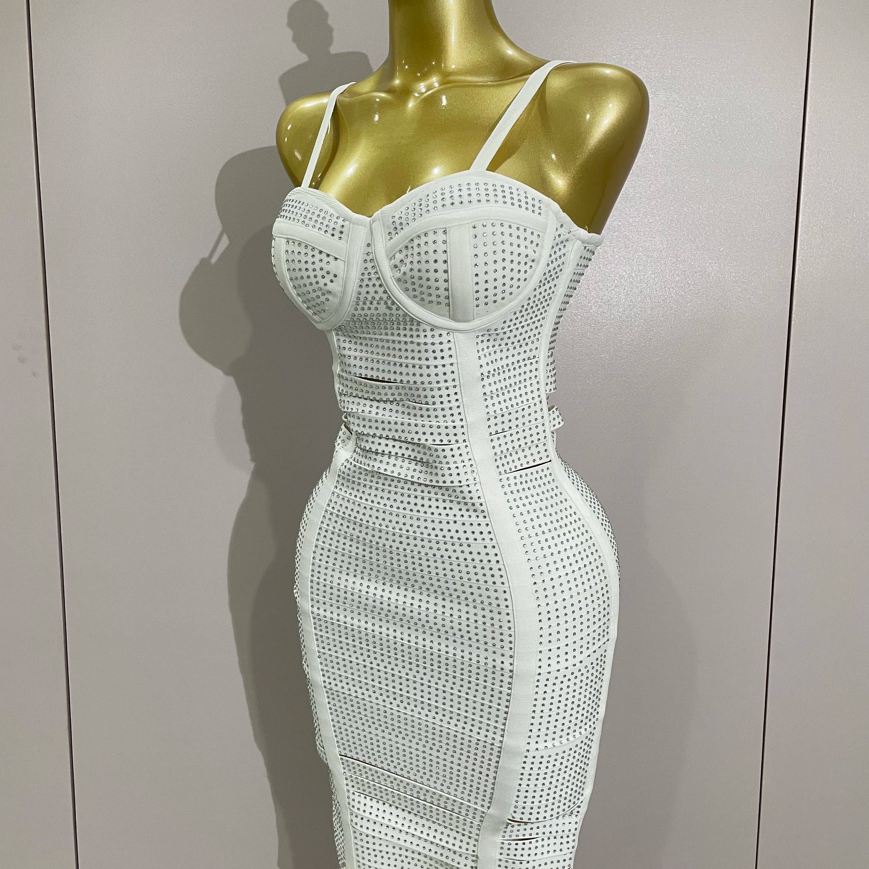 Shiny Diamond White Sleeveless V-neck Slim Short Dress 2025 Women Elegant Evening Club Prom Birthday Cocktail Dresses Vestido