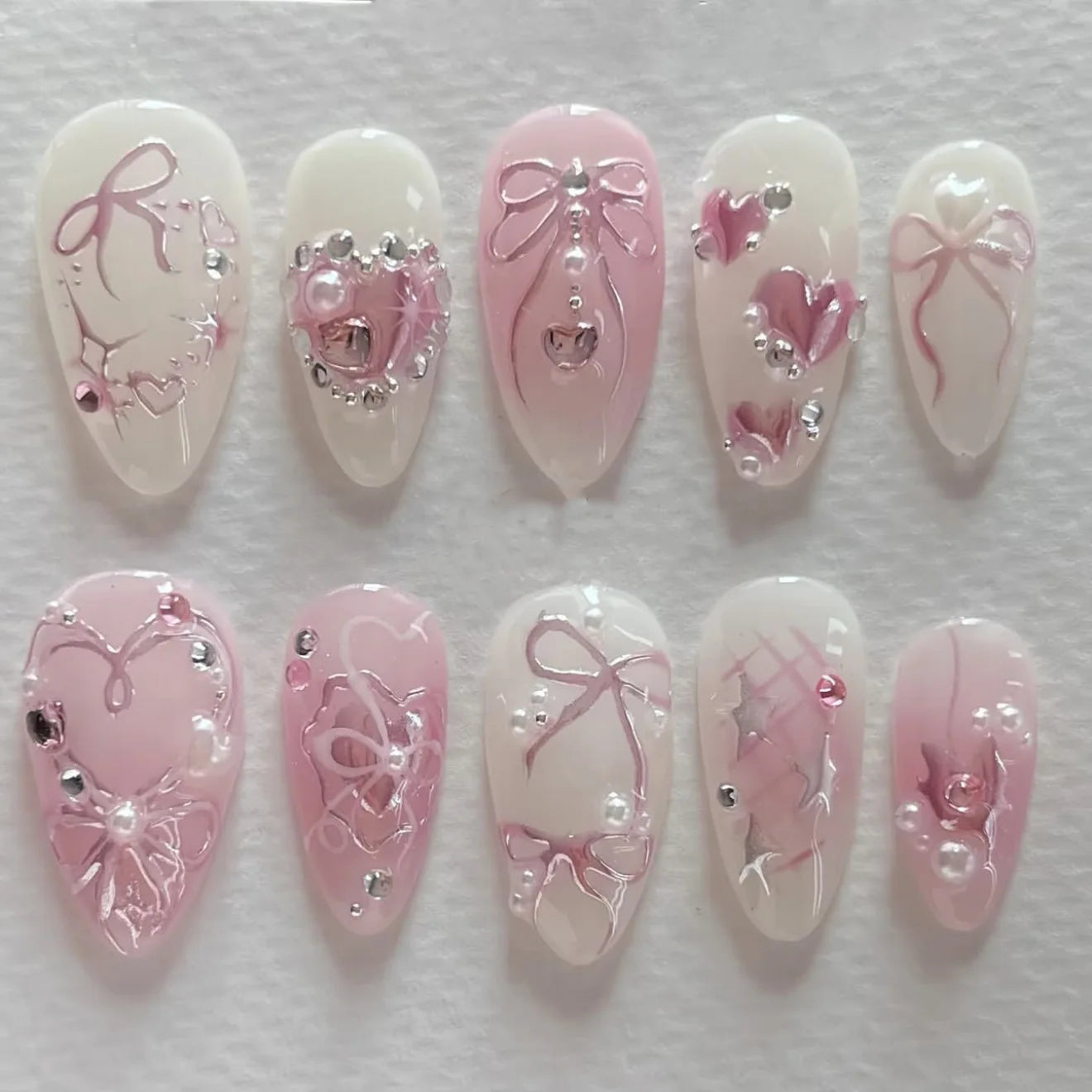 24pcs Sweet Rose Pattern False Nails Ins Korean Girl Fake Nails Tips Wearable Detachable Sweet Cool Almond Press on Nails 2