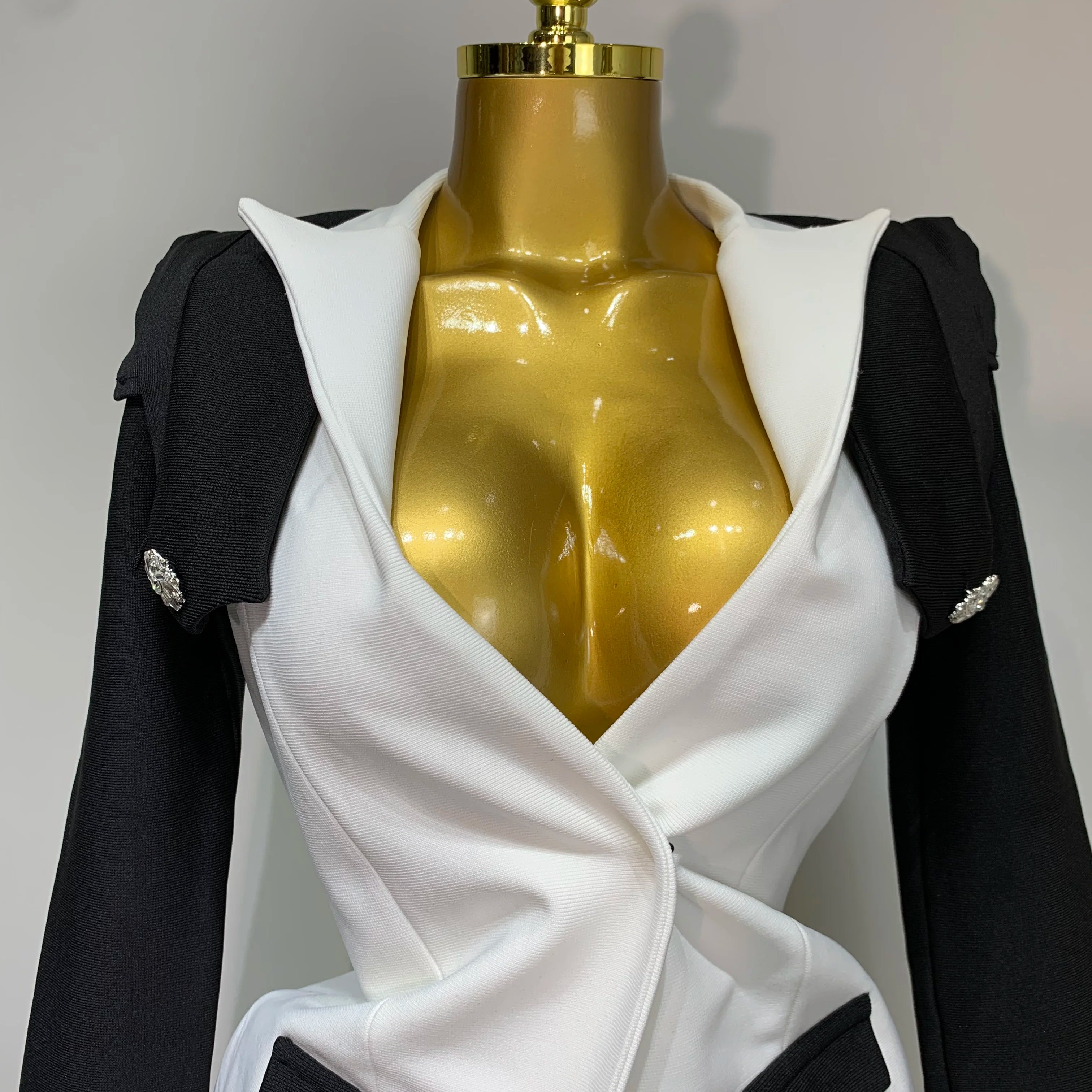 2025 New Designer Fashion Black White Bandage Jacket Two Piece Set Women Slim Fit Diamond Button Suit Jackets Coat