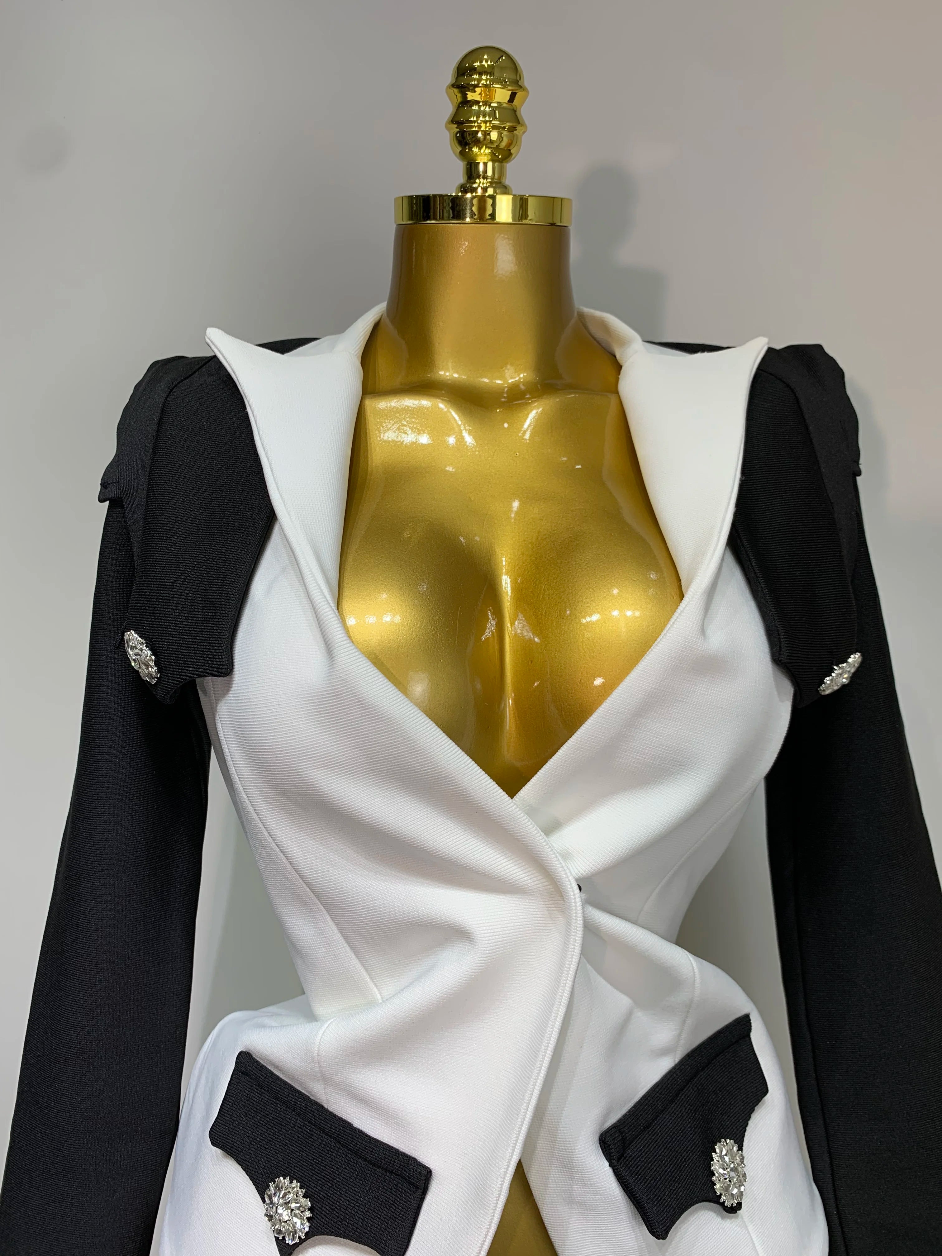 2025 New Designer Fashion Black White Bandage Jacket Two Piece Set Women Slim Fit Diamond Button Suit Jackets Coat