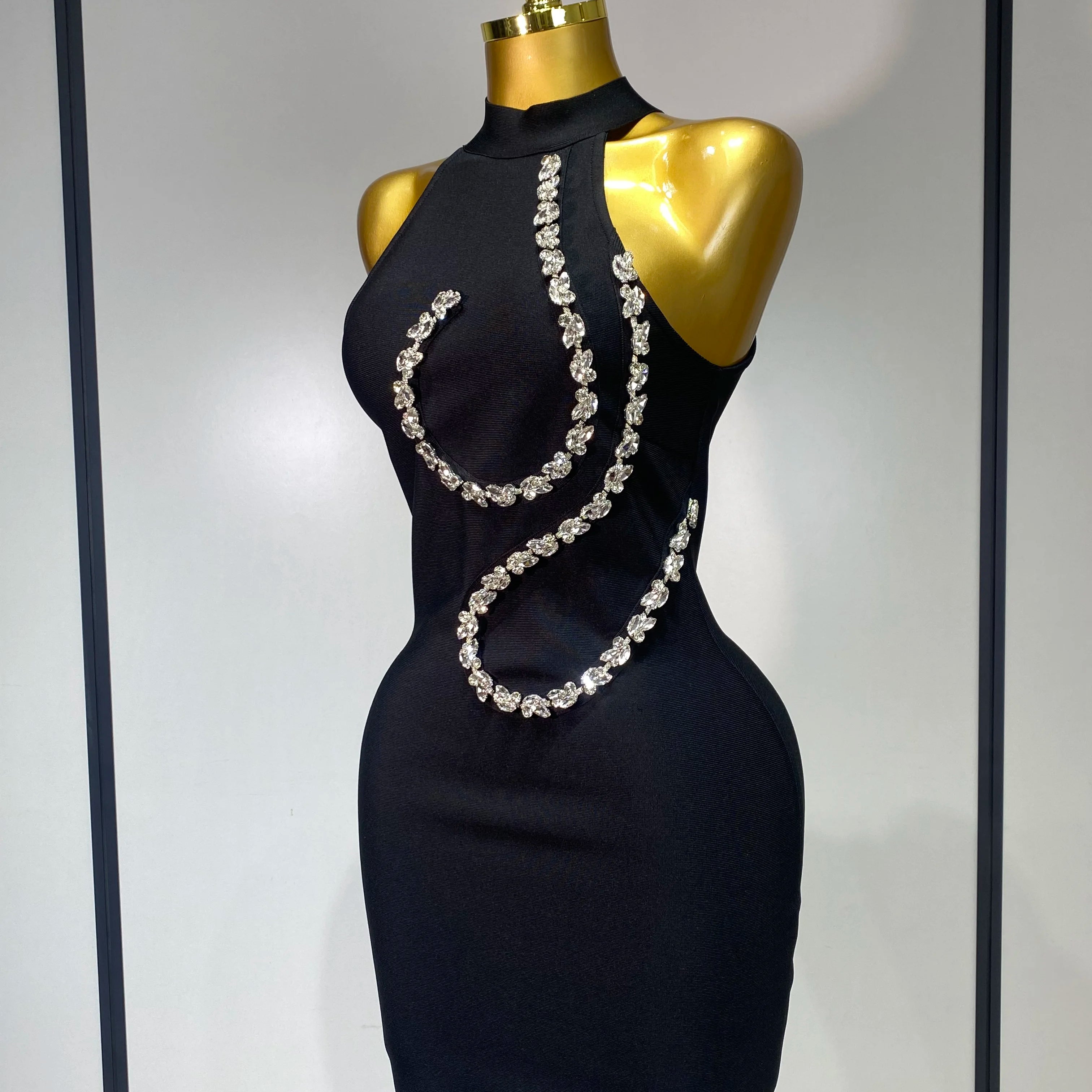 Women Sexy High Neck Shinning Crystal Bodycon Mini Bandage Dress Nightclub Party Luxury Birthday Elegant Celebrity Evening Dress