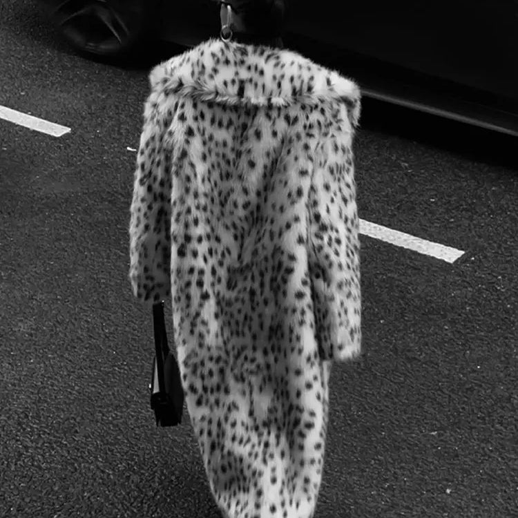 Winter Long Loose Thick Warm Soft Fluffy Leopard Faux Fur Coat Women Long Sleeved Lapel Top Premium Long Coat Festival Overcoats