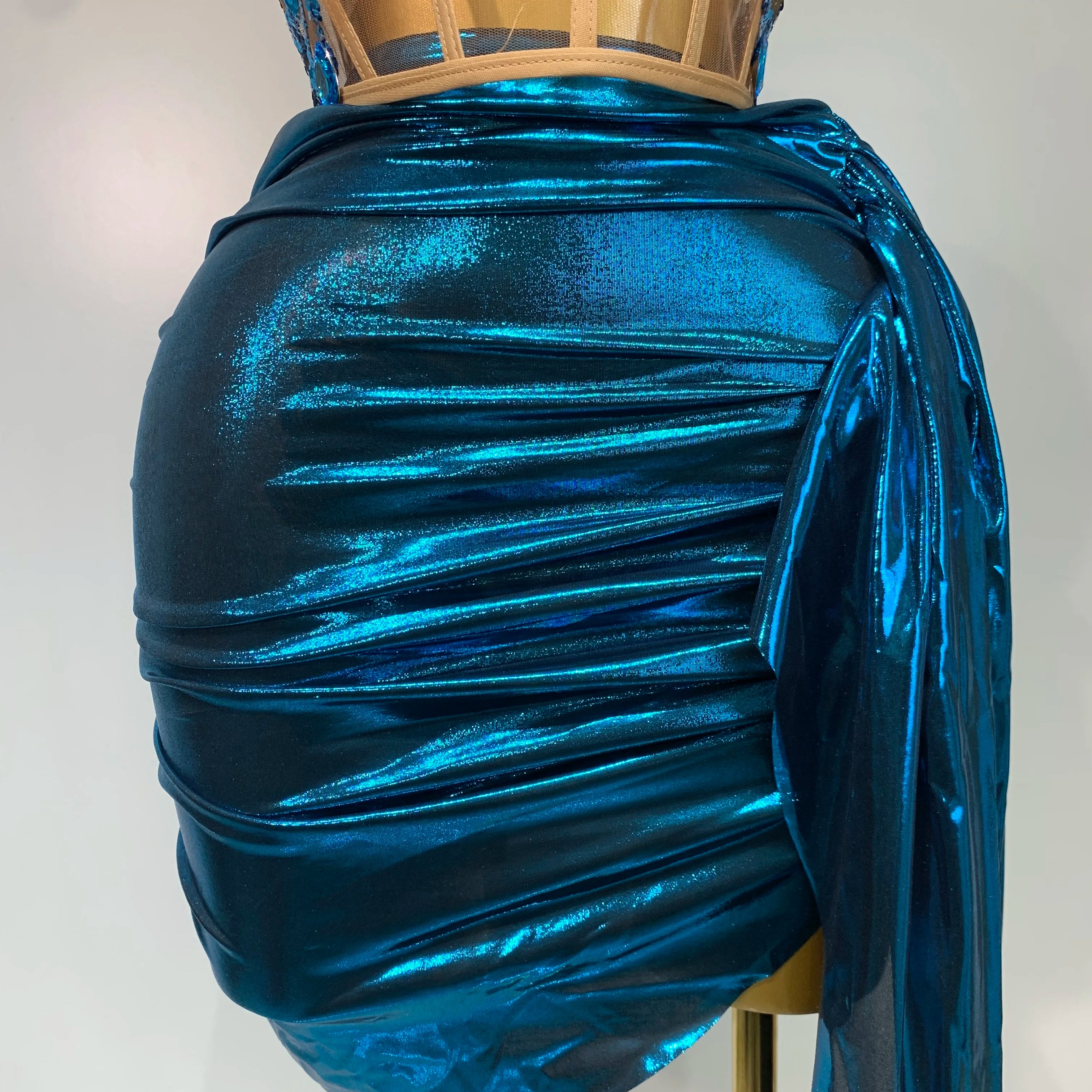 Luxury Rhinestone Sequined Backless Sexy Top Skirt Set Celebrate Evening Party Prom Gowns 2025 Nightclub Singer Stage Outfit