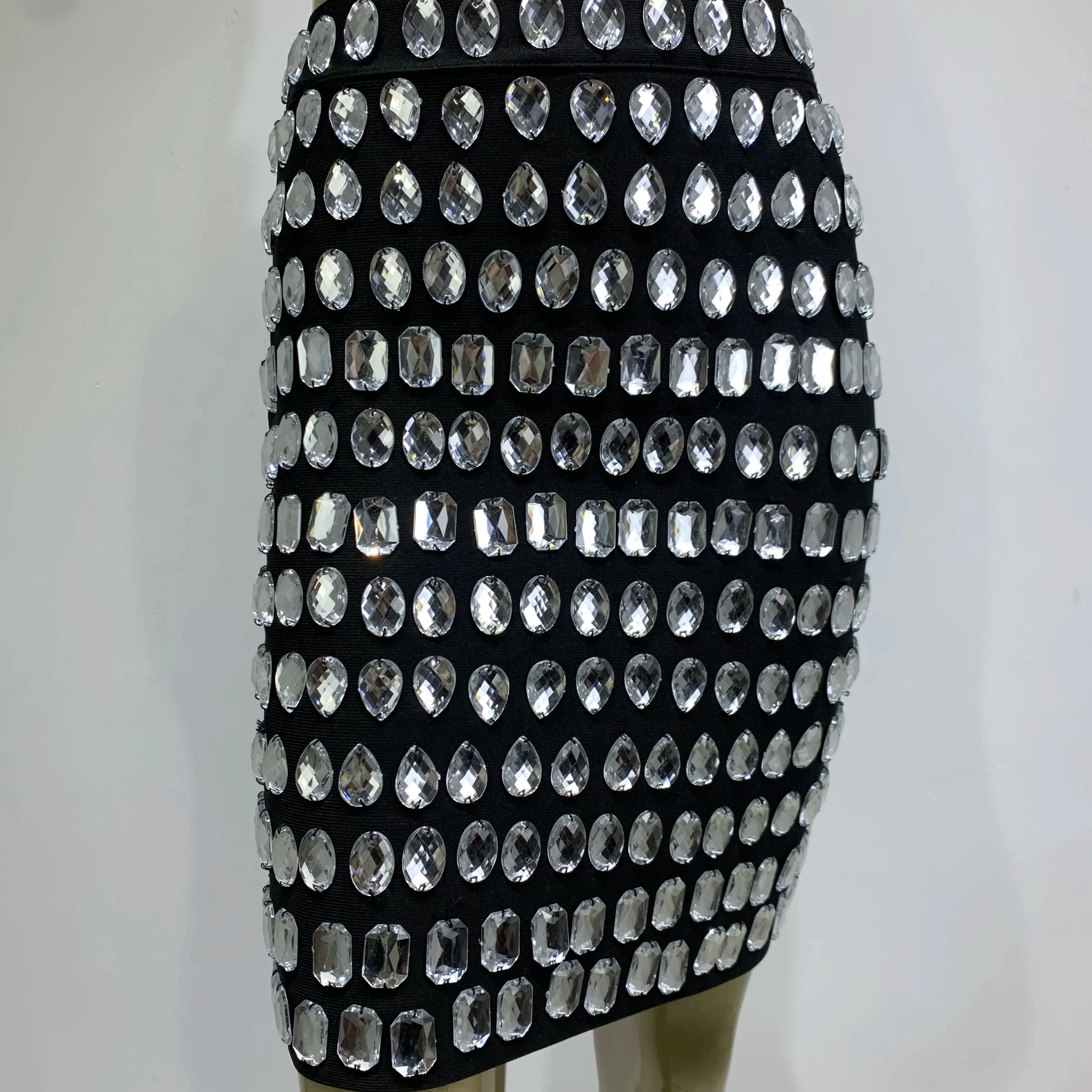 Women Celebrity Beading Rhinestone Black Mini Bodycon Bandage Skirt Designer High Waist Party Office Lady Elegant Skirt