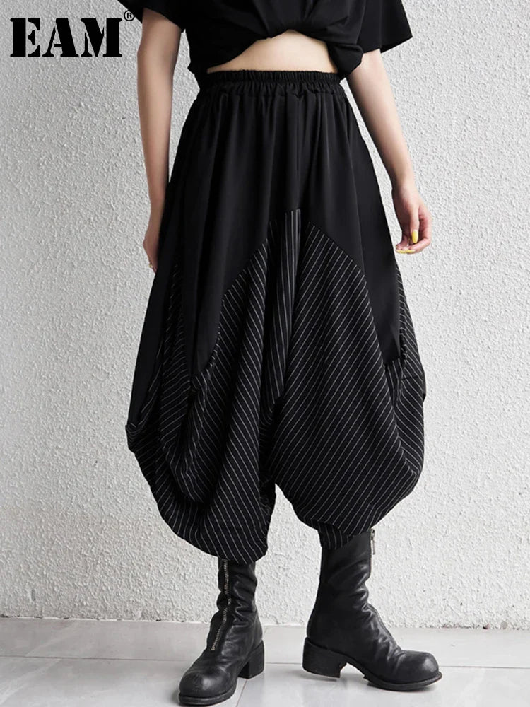 [EAM] High Elastic Waist Black Striped Spliced Harem Trousers New Loose Fit Pants Women Fashion Tide Spring Summer 1DE0542