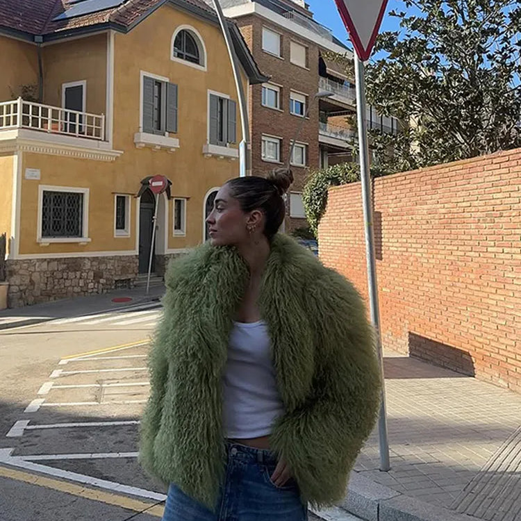 Green Luxury Fluffy Faux Fur Jacket Women Fashion Lapel Long Sleeve Loose Warm Coat 2025 Winter Lady High Street Outerwear