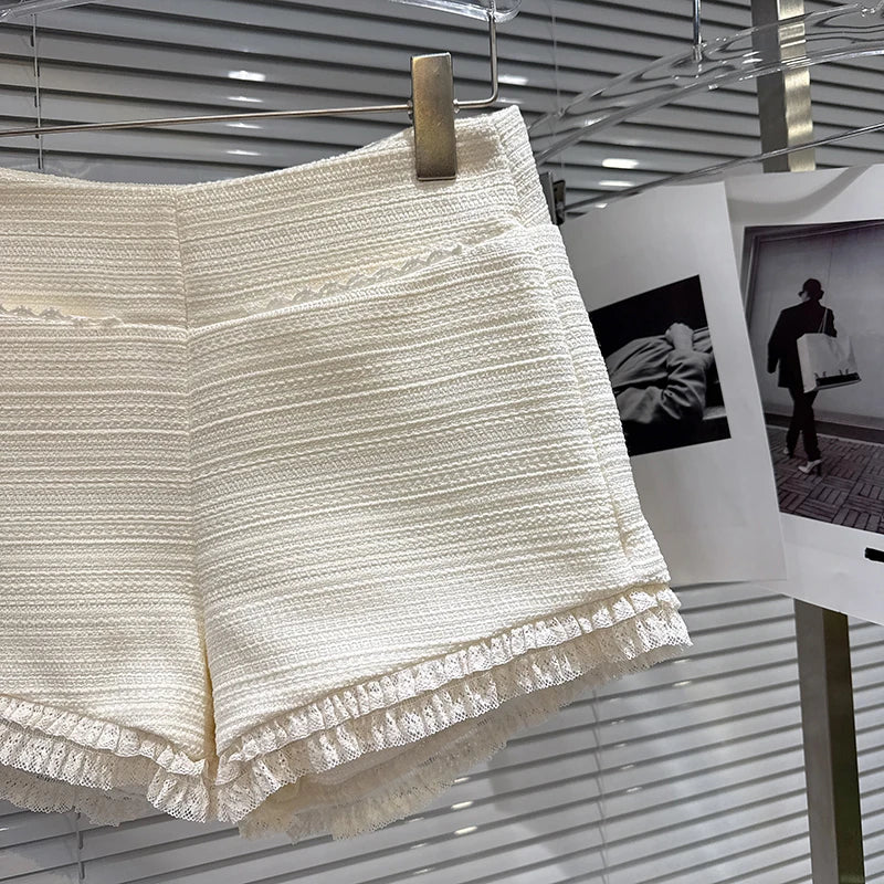 Winter New Sweet Fashion Style Lace Ruffle Hem Woolen Shorts For Women Solid Color Versatile Short Pants 11A07813