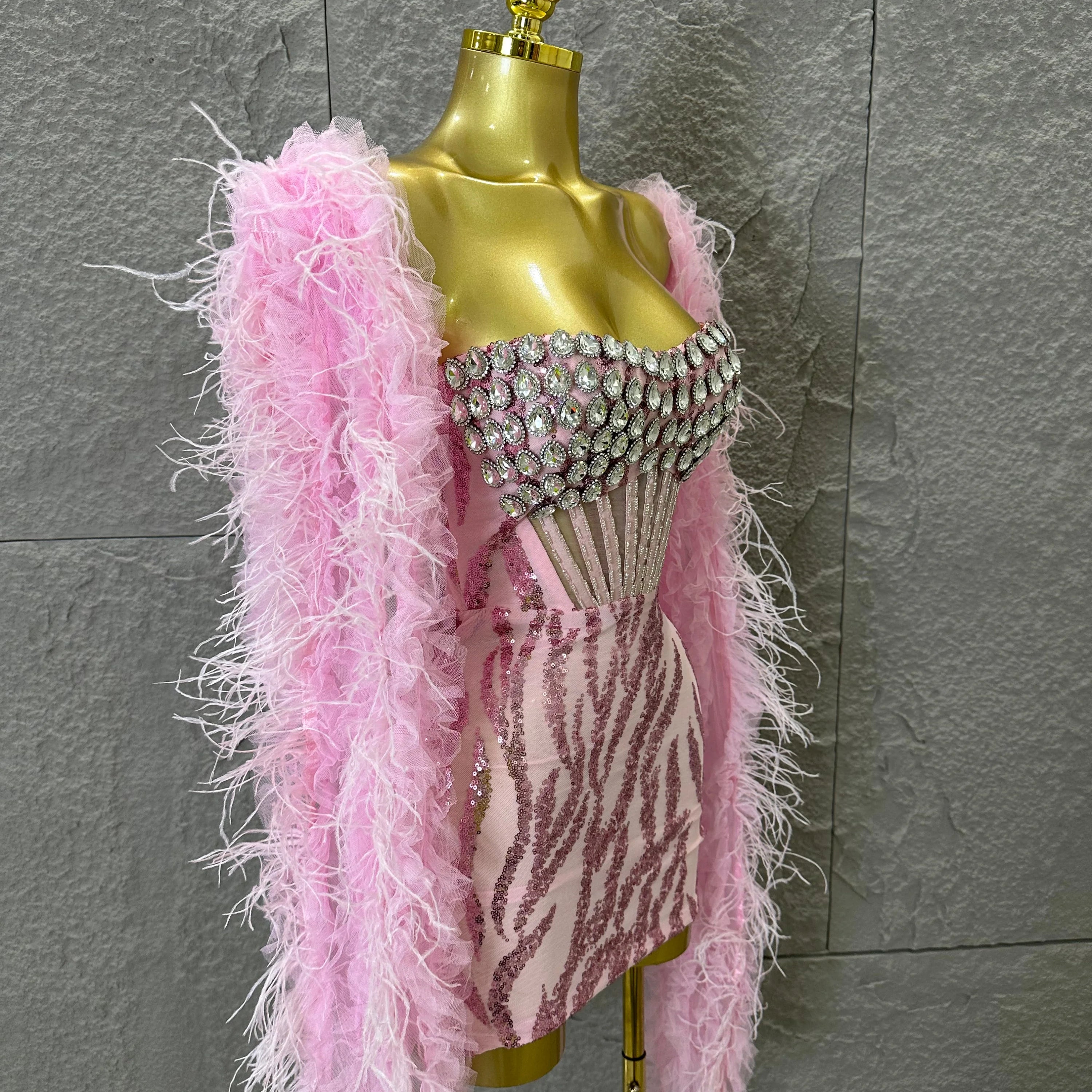 Luxurious Feather Trim Shawl Women Elegant Sheer Mesh Tulle Evening Gown Party Prom Formal Event Party Costume