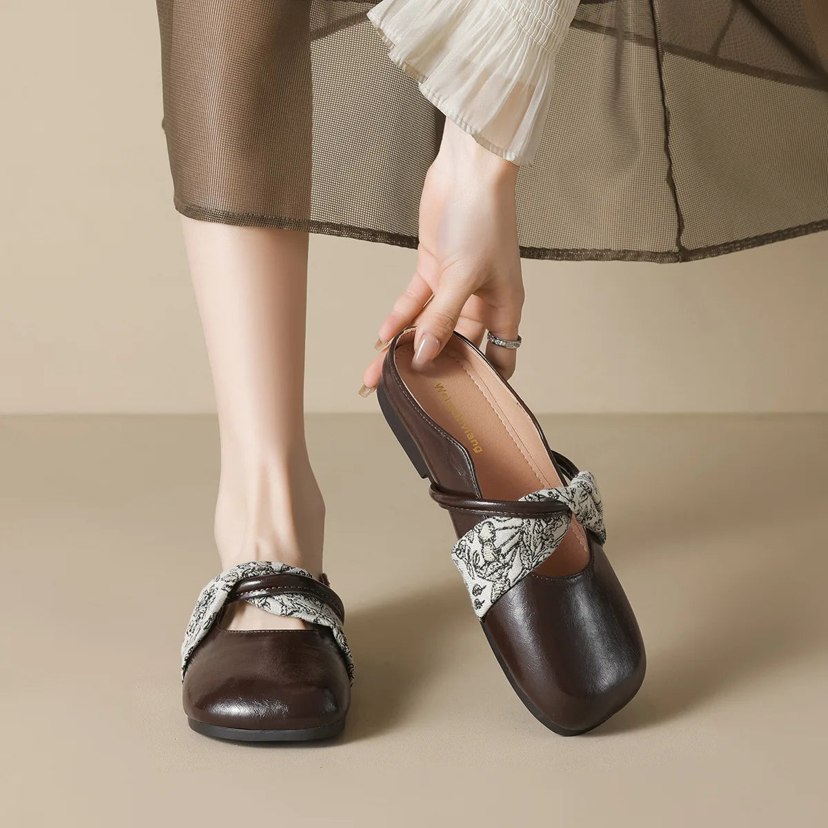 New spring women's outdoor shoes Mules Slippers Ladies' casual flat shoes Work shoes Boat shoes Large sizes 41-43