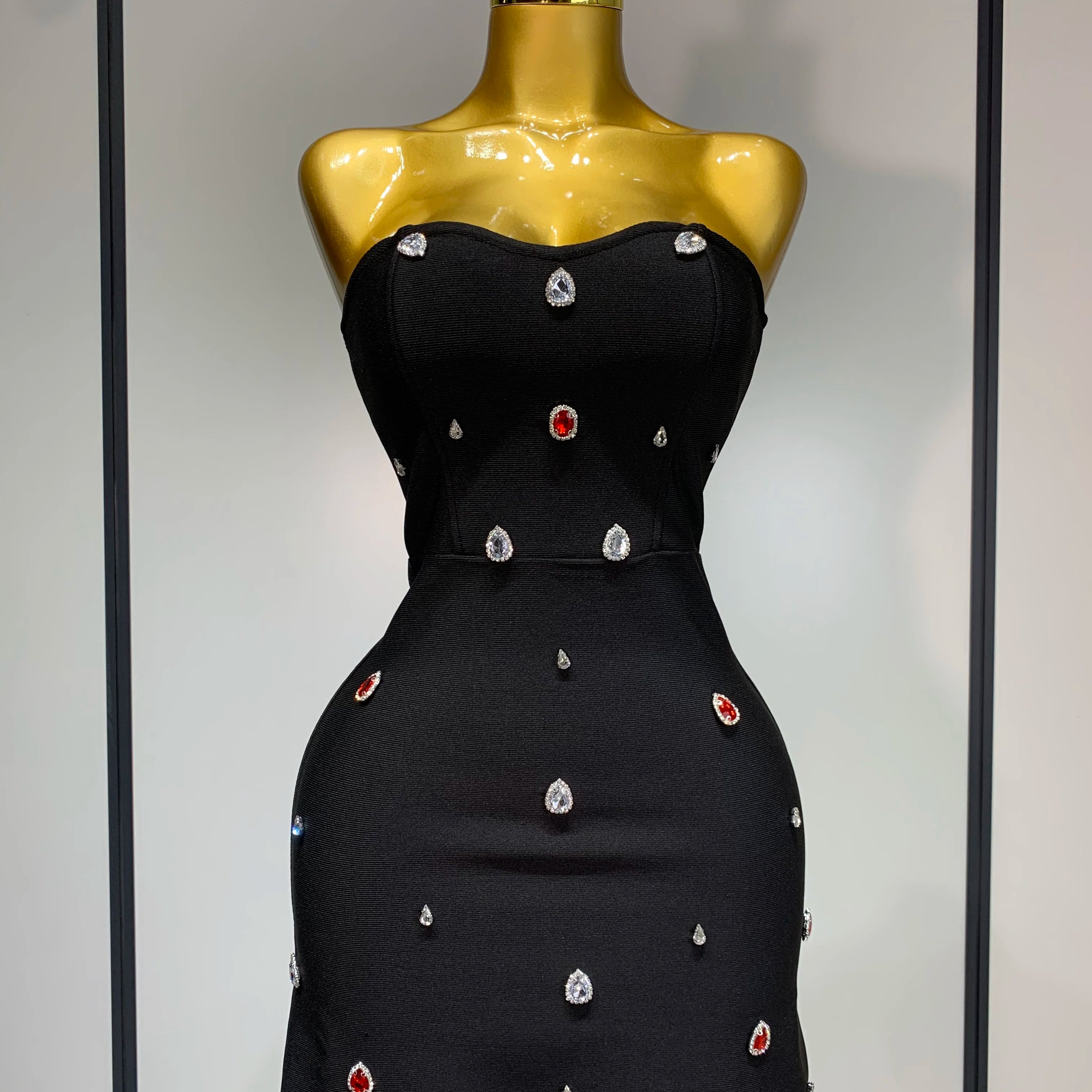 Women Sexy Strapless Colorful Crystal Bodycon Mini Bandage Dress 2025 New Spring Elegant Party Celebrate Birthday Outfit black