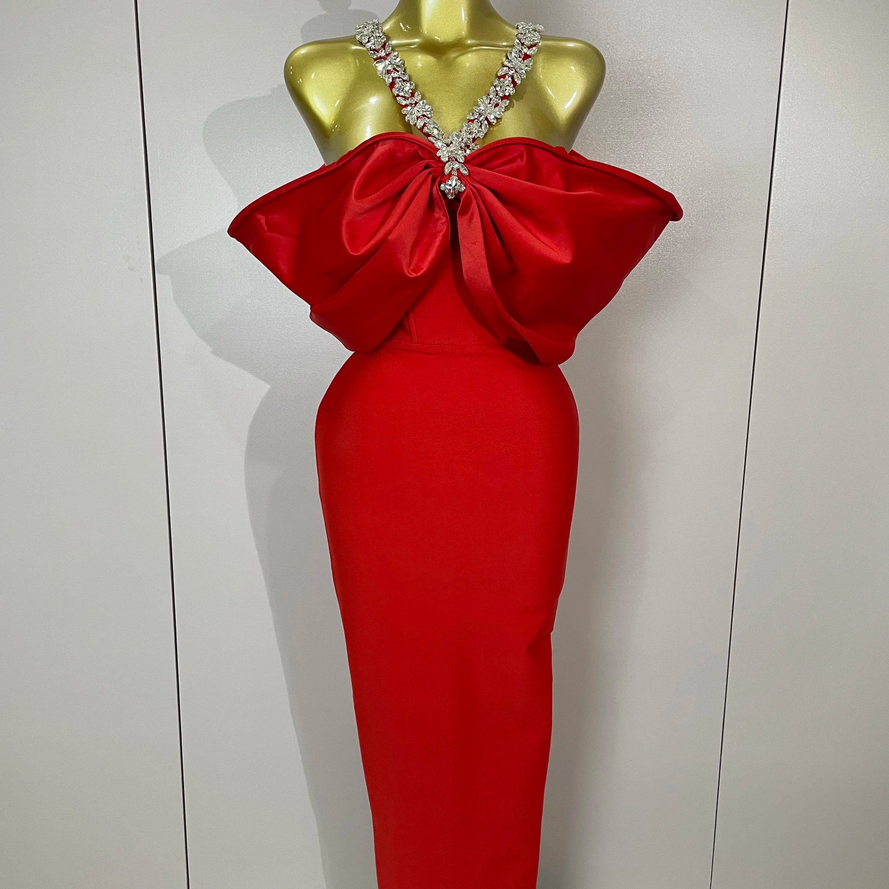 Luxury Rhinestone Chain Red Off Shoulder Vintage Butterfly Chic Bodycon Long Dress 2025 Elegant Evening Party Birtyday Clothing Red