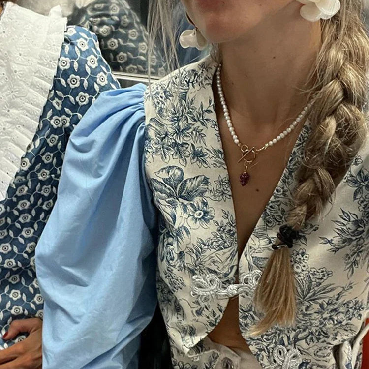 Chic Patchwork Print Floral Shirt Women V-neck Coil Buckle Lantern Sleeve Split Female Blouse Spring Summer Lady Streetwear