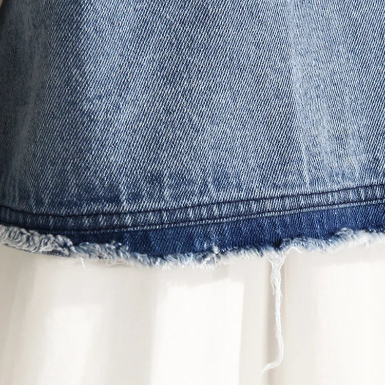 DEAT Fashion Women's Denim Shirt Lapel Loose Hollow Out Single Breasted Denim Splice Fake Two Pcs Blouse Summer New 17A8112