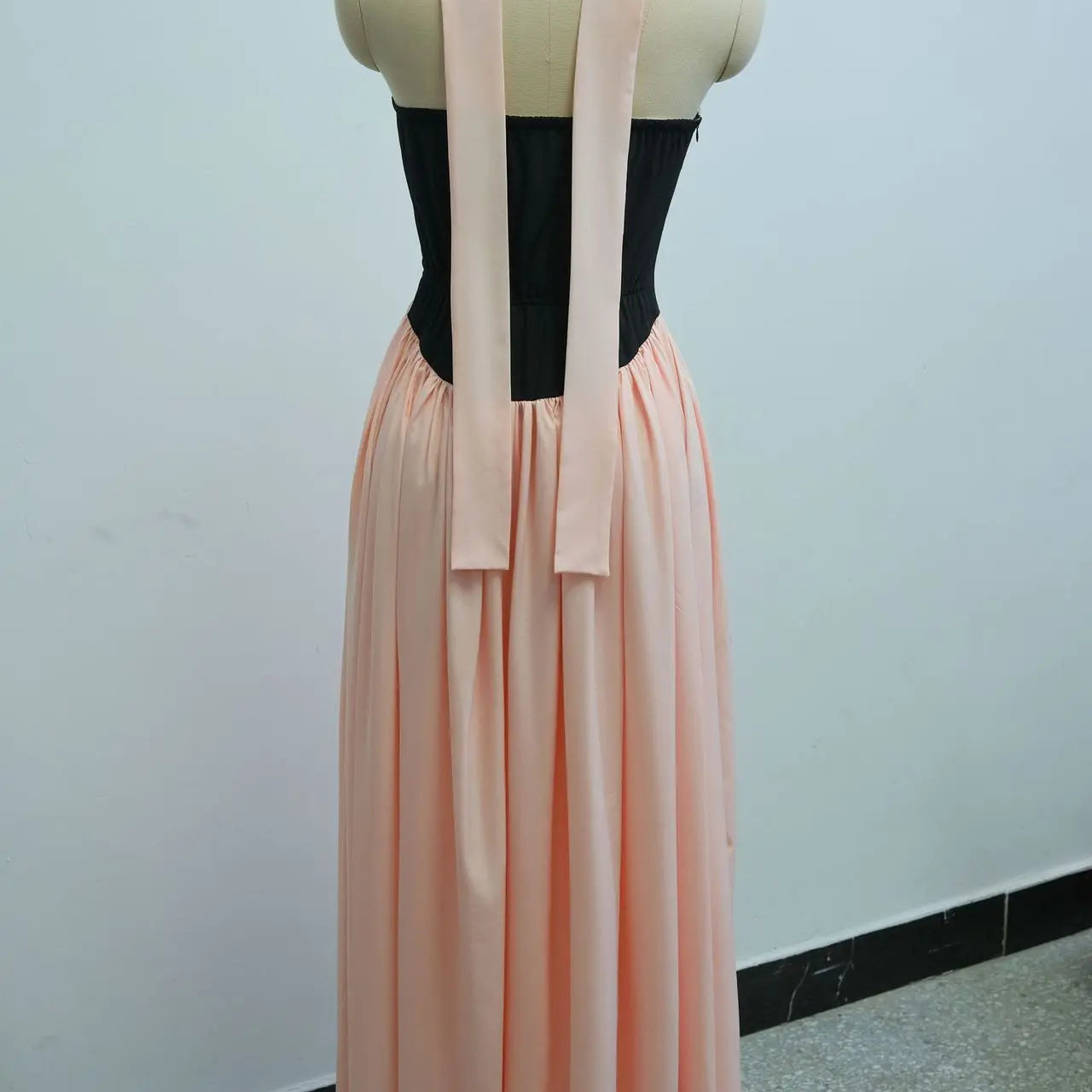 Women Fashion Halter Neck Pleated Big Swing High Waist Maxi Long Dress 2025 Summer Party Night Club Vestidos Dresses