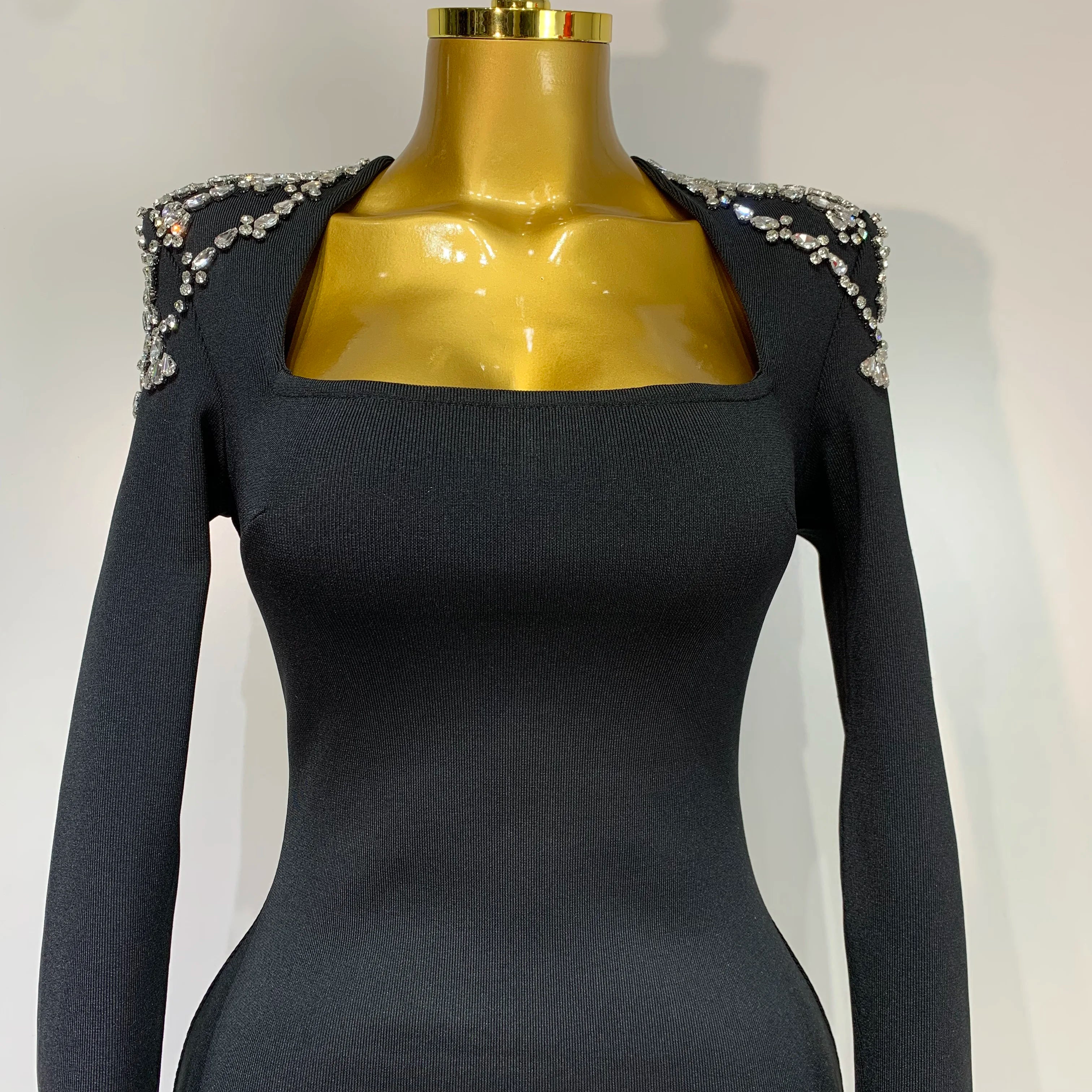 2025 New Luxury Birthday Dresses Diamond Tight Long Sleeve Square Neck Long Bandage Dress Women Wedding Evening Formal Gowns