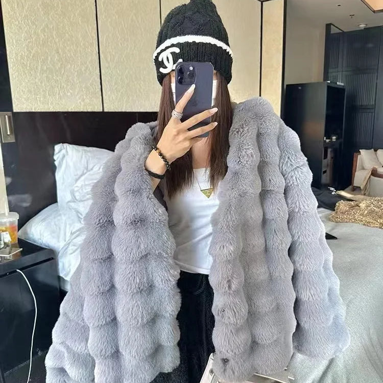 White Fur Coat for Women Autumn and Winter Short Imitation Fur Plush Collarless Top Short Top Warm