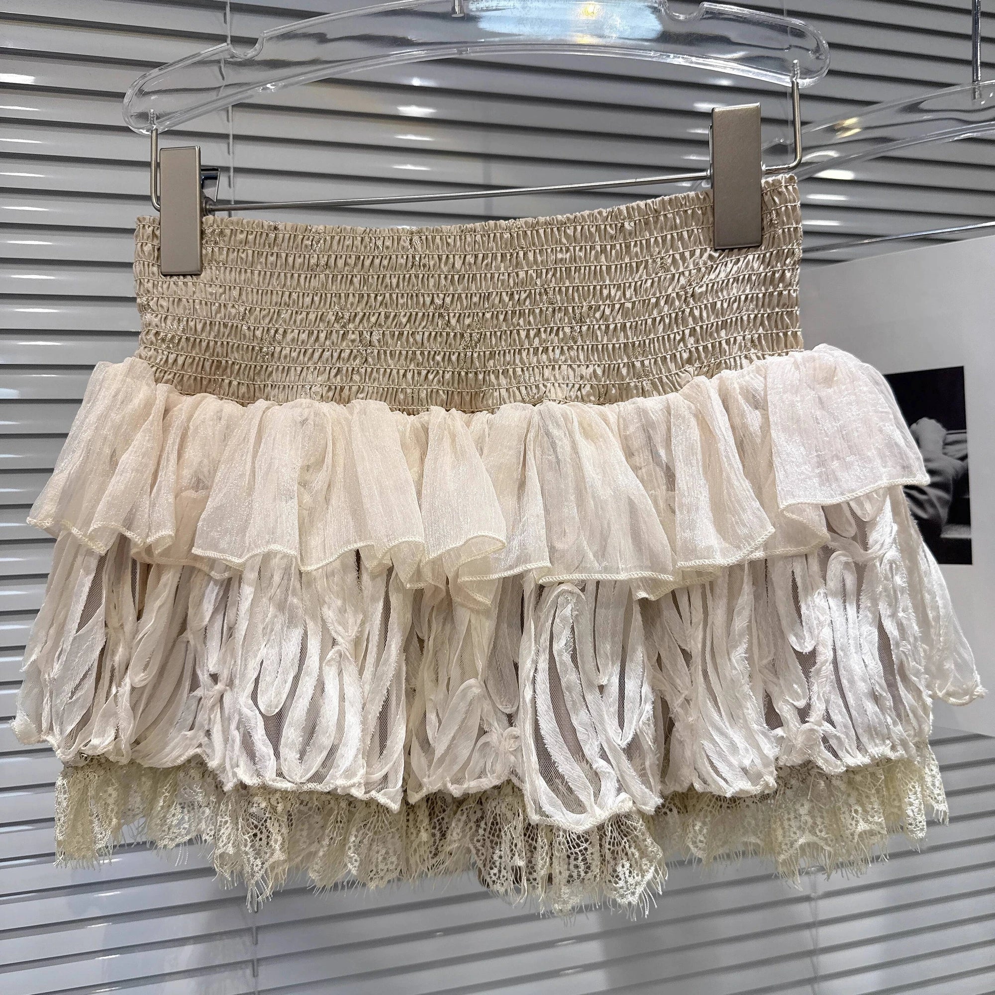 Autumn New Fashion Tweed Mesh Sleeve Short Jacket For Women High Elastic Waist Cake Skirt Female Trend 11A07728 only Apricot Skirt