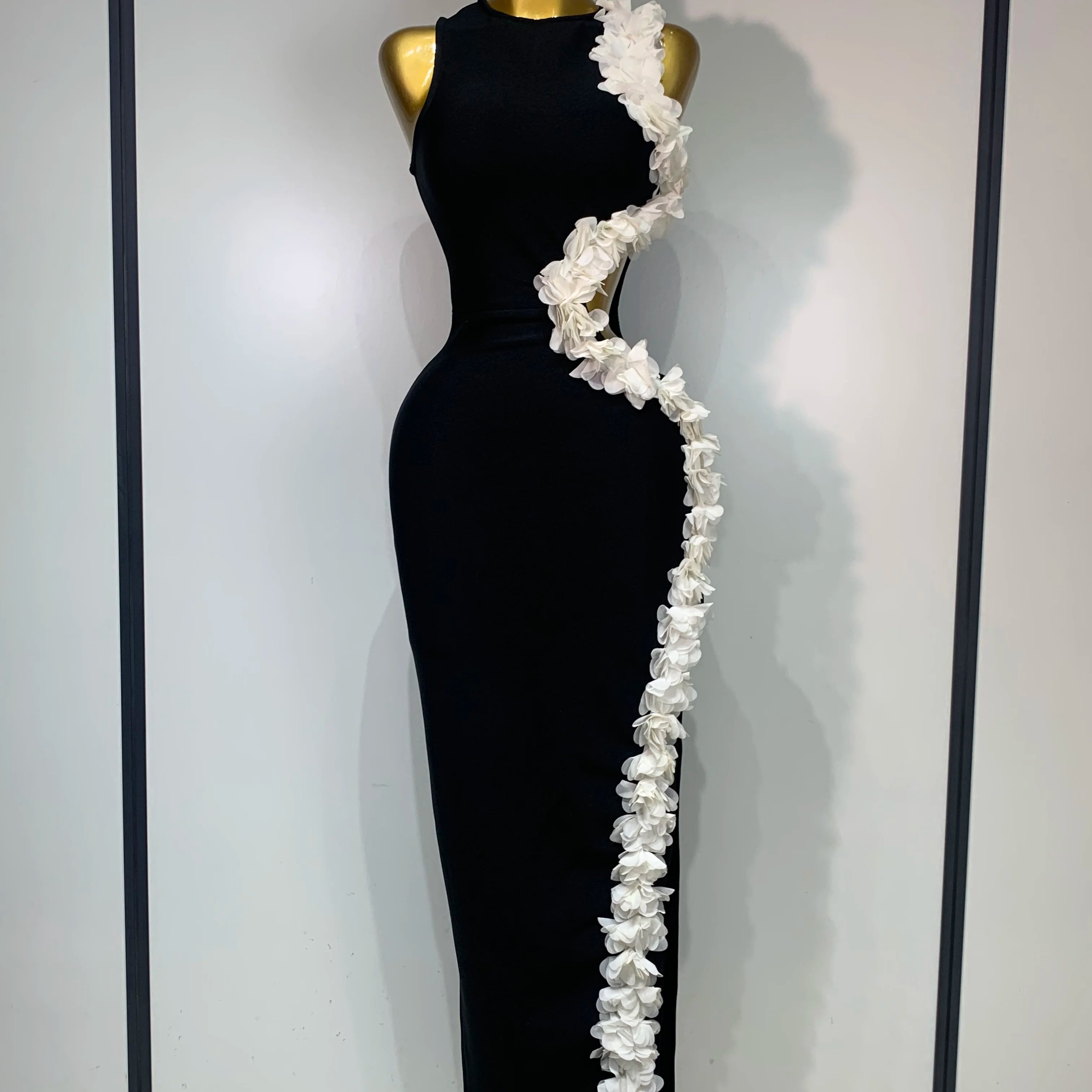 Women Sexy O Neck Flower Cut Out Maxi Long Bodycon Bandage Dress 2025 Celebrity Elegant Evening Club Party Birthday Dress black