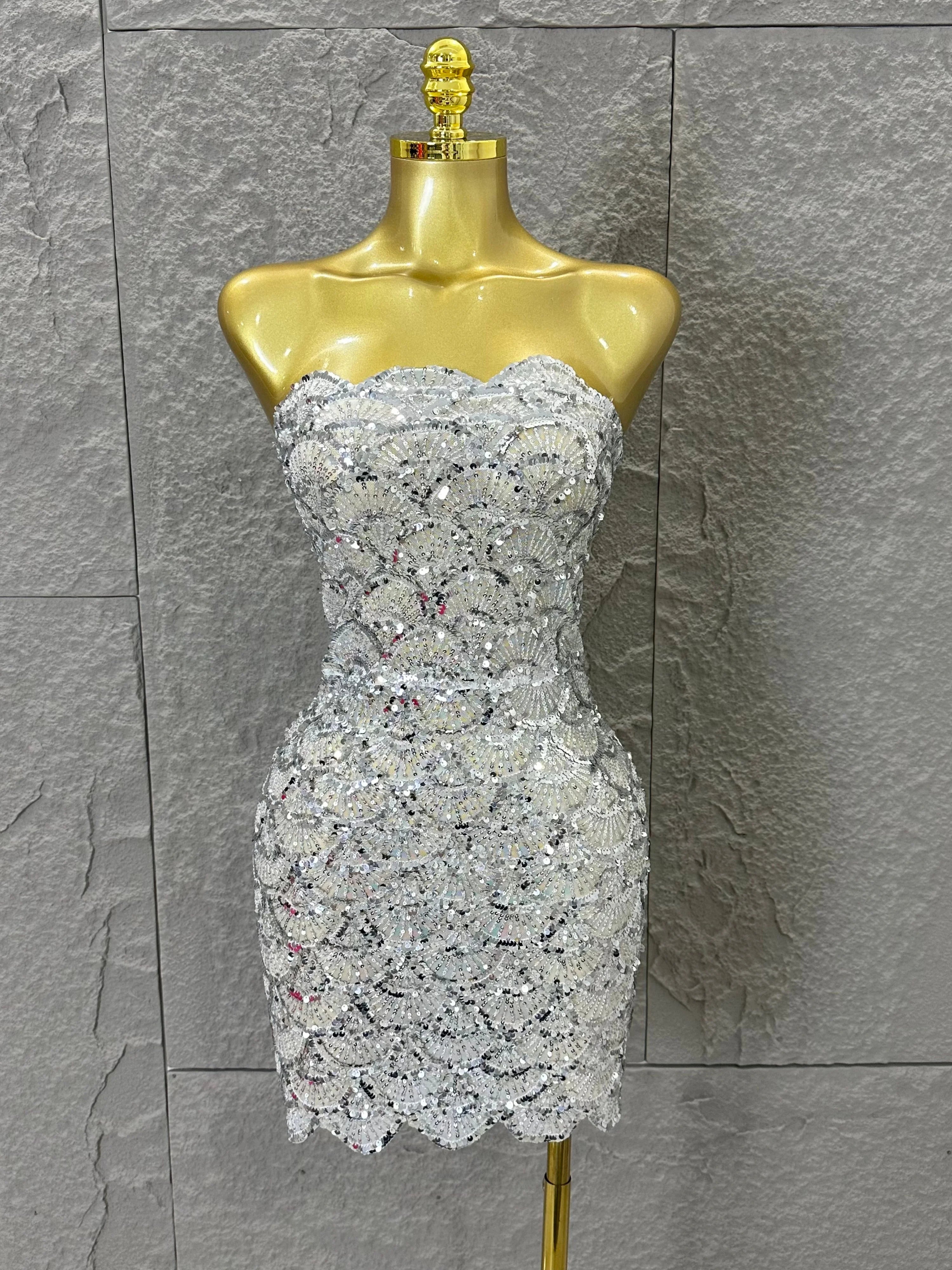 Elegant Silver Champagne Gold Strapless Mini Dress Women Sexy Sequin Form-Fitting Evening Party Nightclub Cocktail Party Costume Silver