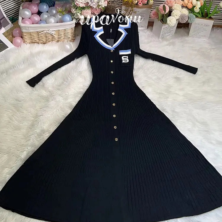 Elegant Women's Slim Fit Knitted Dress Fashionable Polo Neck Short Sleeve Single breasted Design Split Knitted Mid length Dress Black Long Sleeve