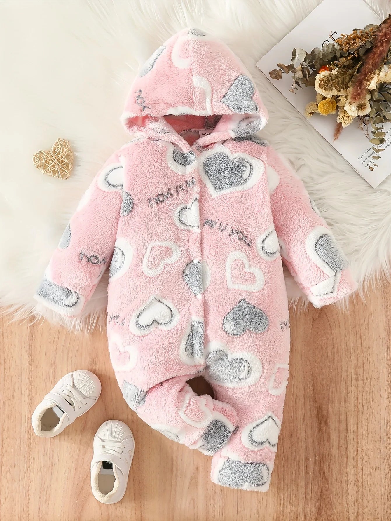 Toddler Active baby girl Love pattern fuzzy button-up hooded baby clothing Jumpsuit one-piece clothing Winter style Romper Peach
