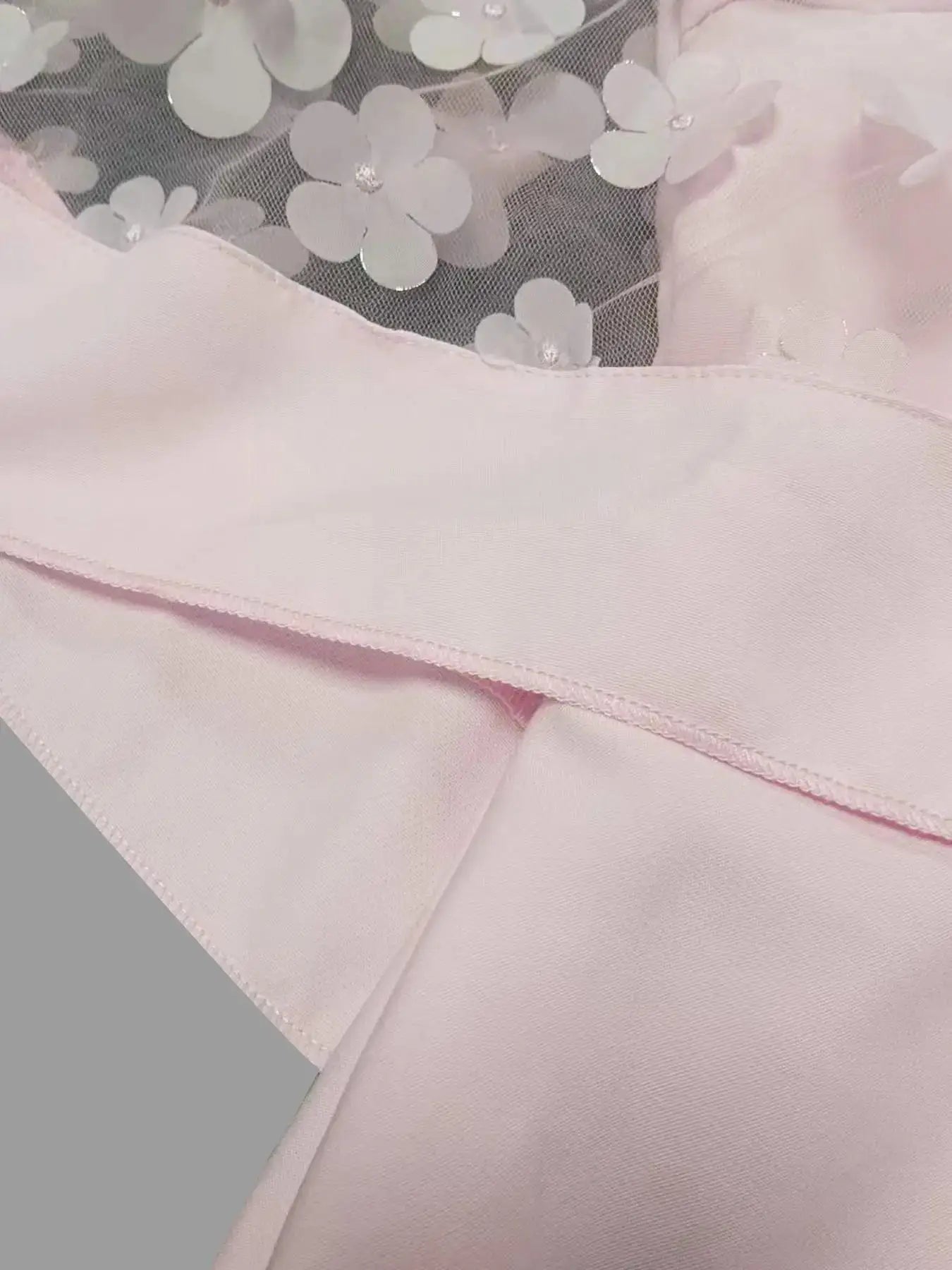 Plus Size Women's Two-Piece Set, Casual Floral and Plain Design, Moderate Thickness for All Seasons