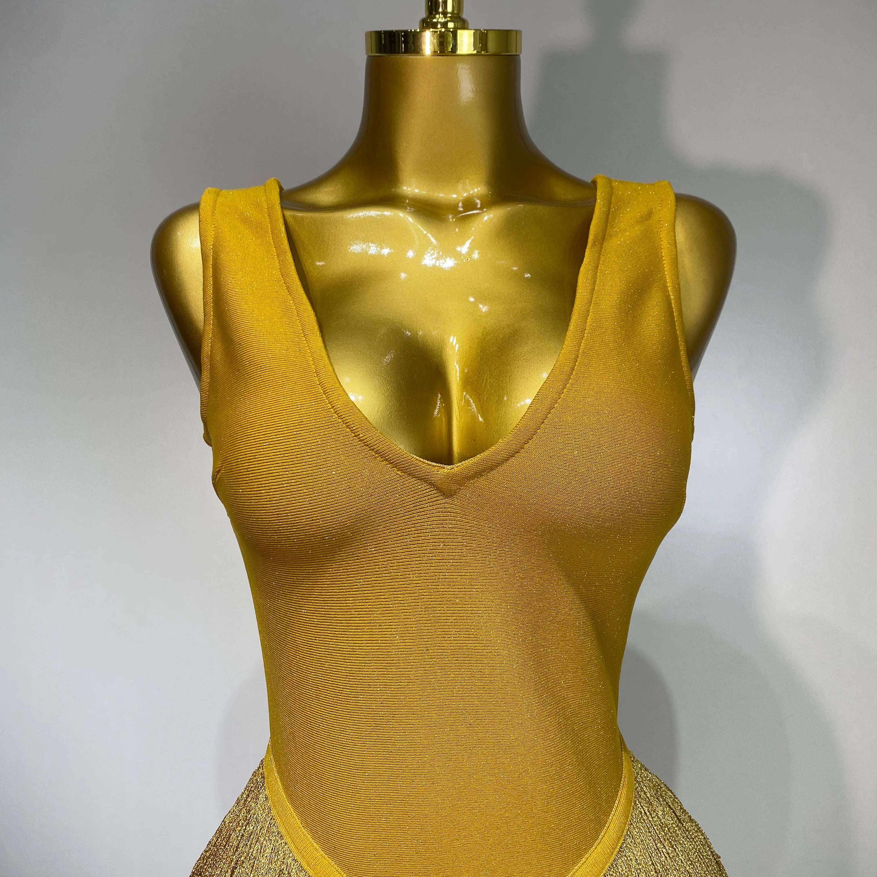 Sexy V Neck Yellow Tassels Women 2025 Prom Dress Sheath Sleeveless Party Gown Elegant Formal Luxury Birthday Club Dresses