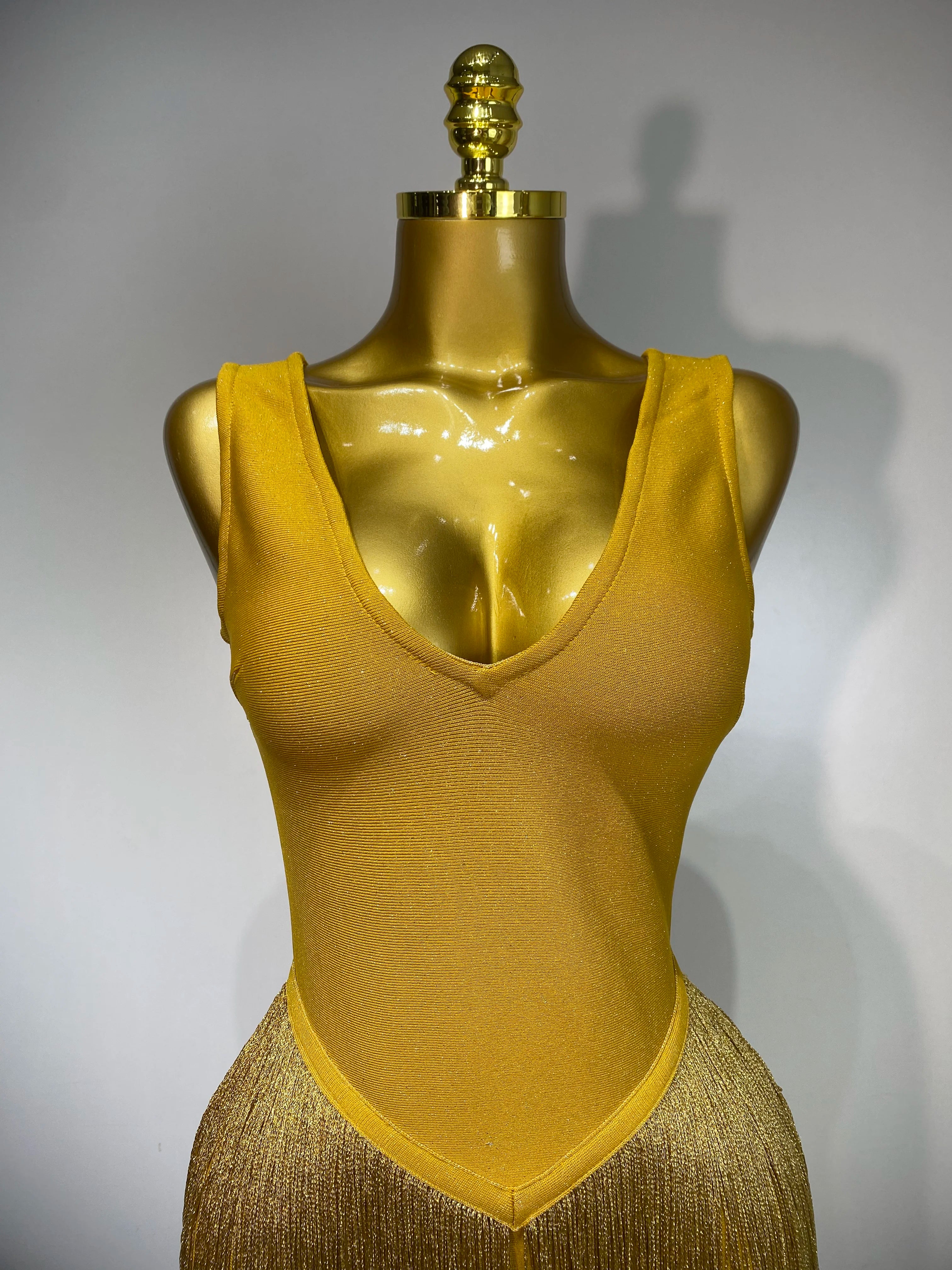 Sexy V Neck Yellow Tassels Women 2025 Prom Dress Sheath Sleeveless Party Gown Elegant Formal Luxury Birthday Club Dresses