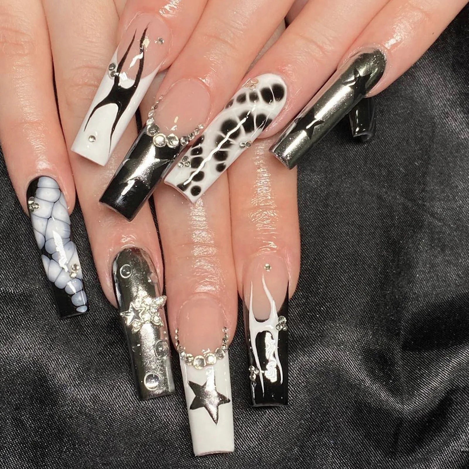 24pcs Long Coffin Gothic Press on Nails Sliver Star Flame Crocodile Print False Nail Wearable European Spicy Girl Fake Nails 1